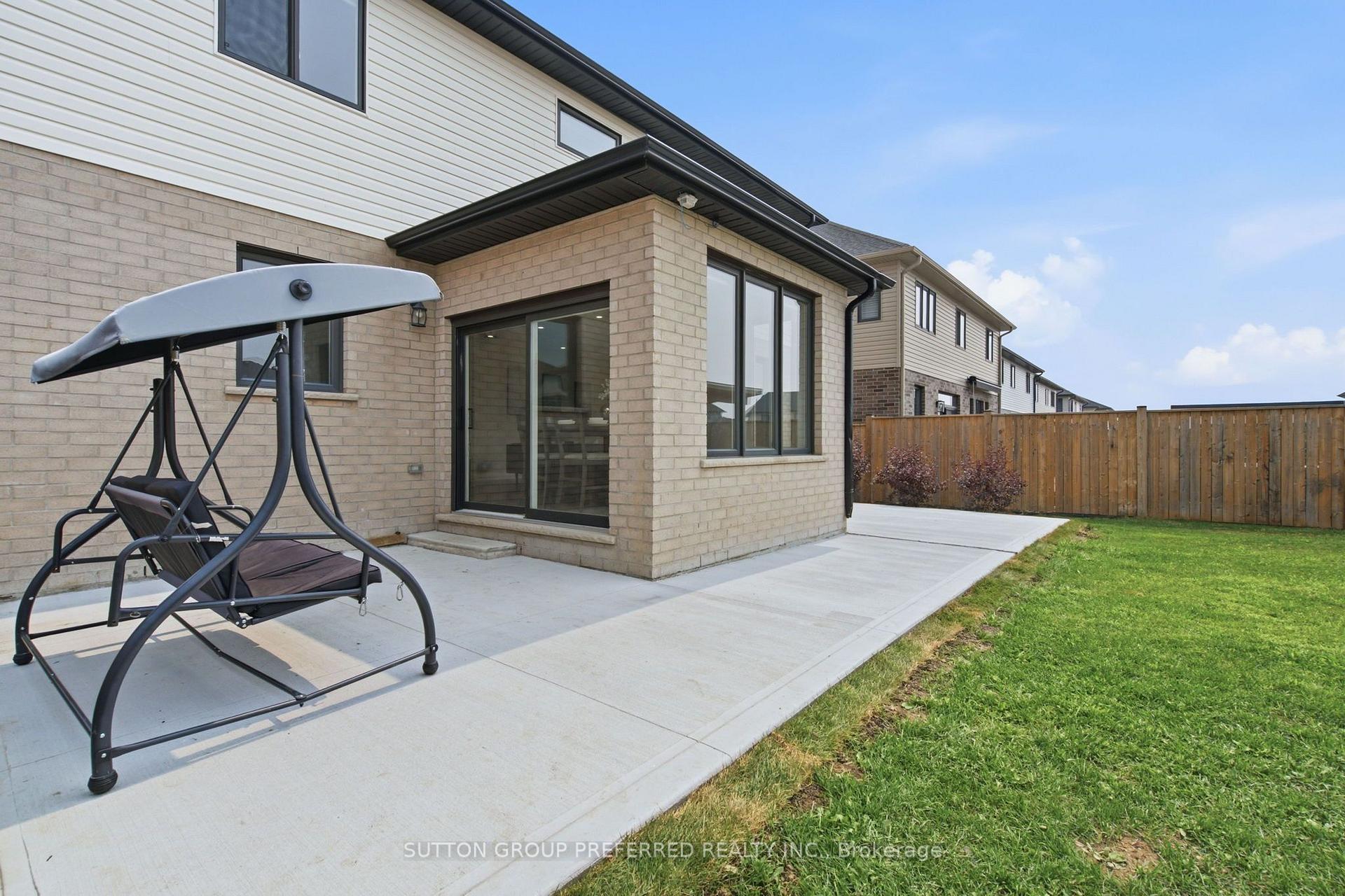 Photo 43 of 19 Kaiser Lane, Middlesex Centre, Kilworth — HOMEH