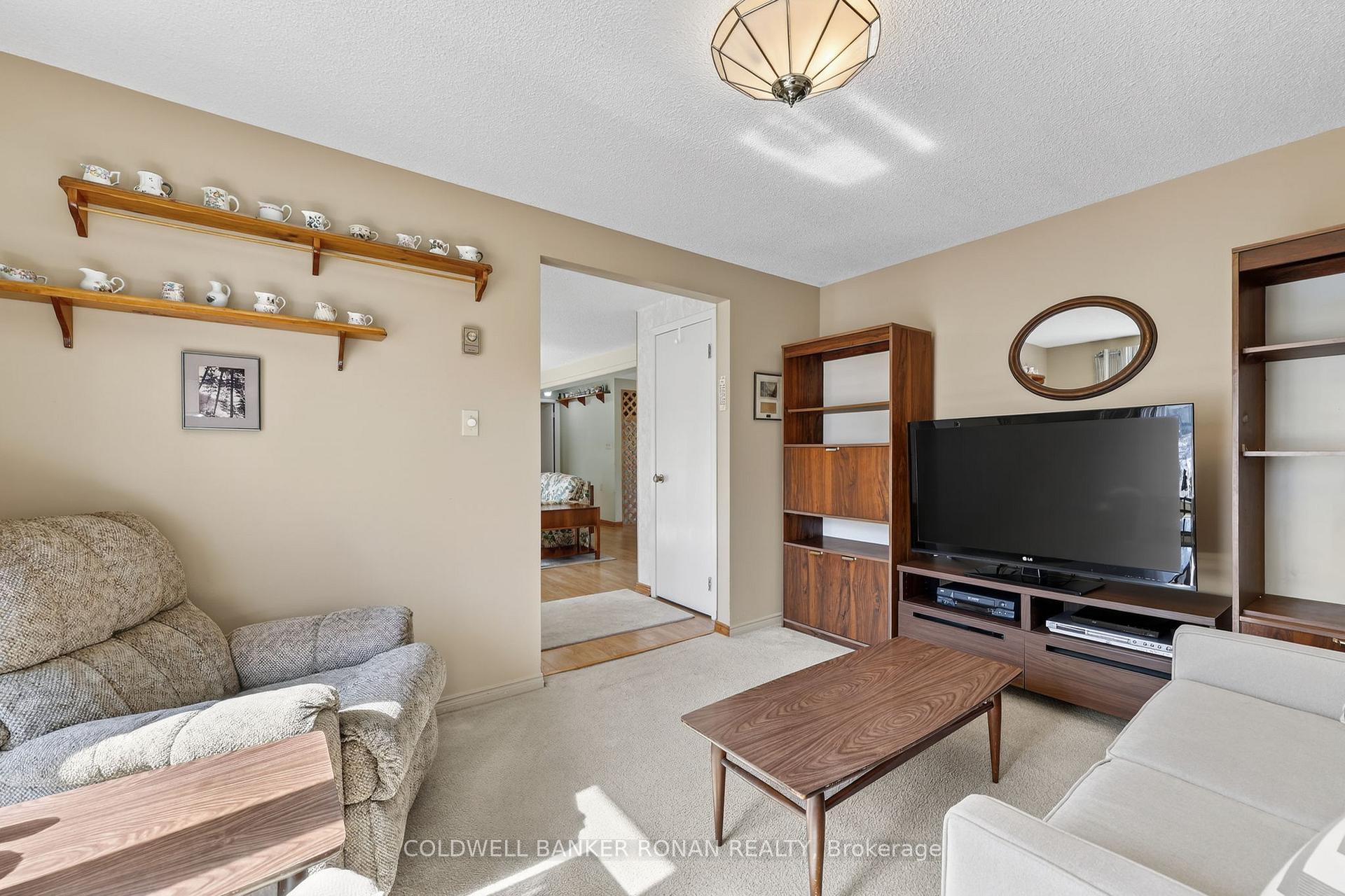 Photo 4 of 4 Tecumseth Pines Drive, New Tecumseth, Rural New Tecumseth — HOMEH
