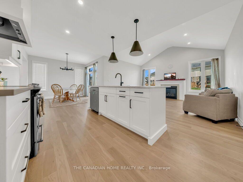 Photo 15 of 51 Keba Crescent N, Tillsonburg — HOMEH
