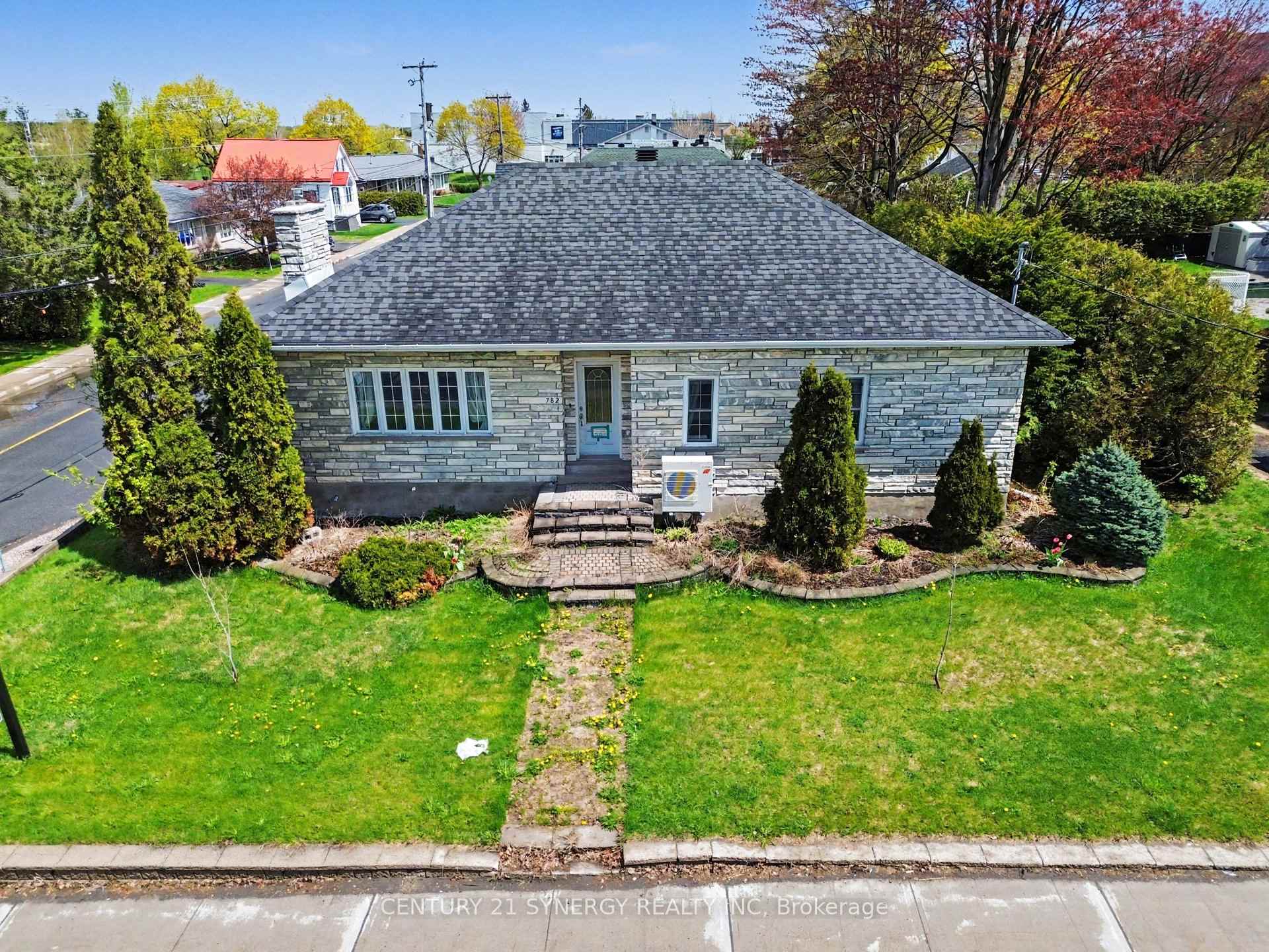 Photo 37 of 782 Principale Street, Casselman, Casselman — HOMEH