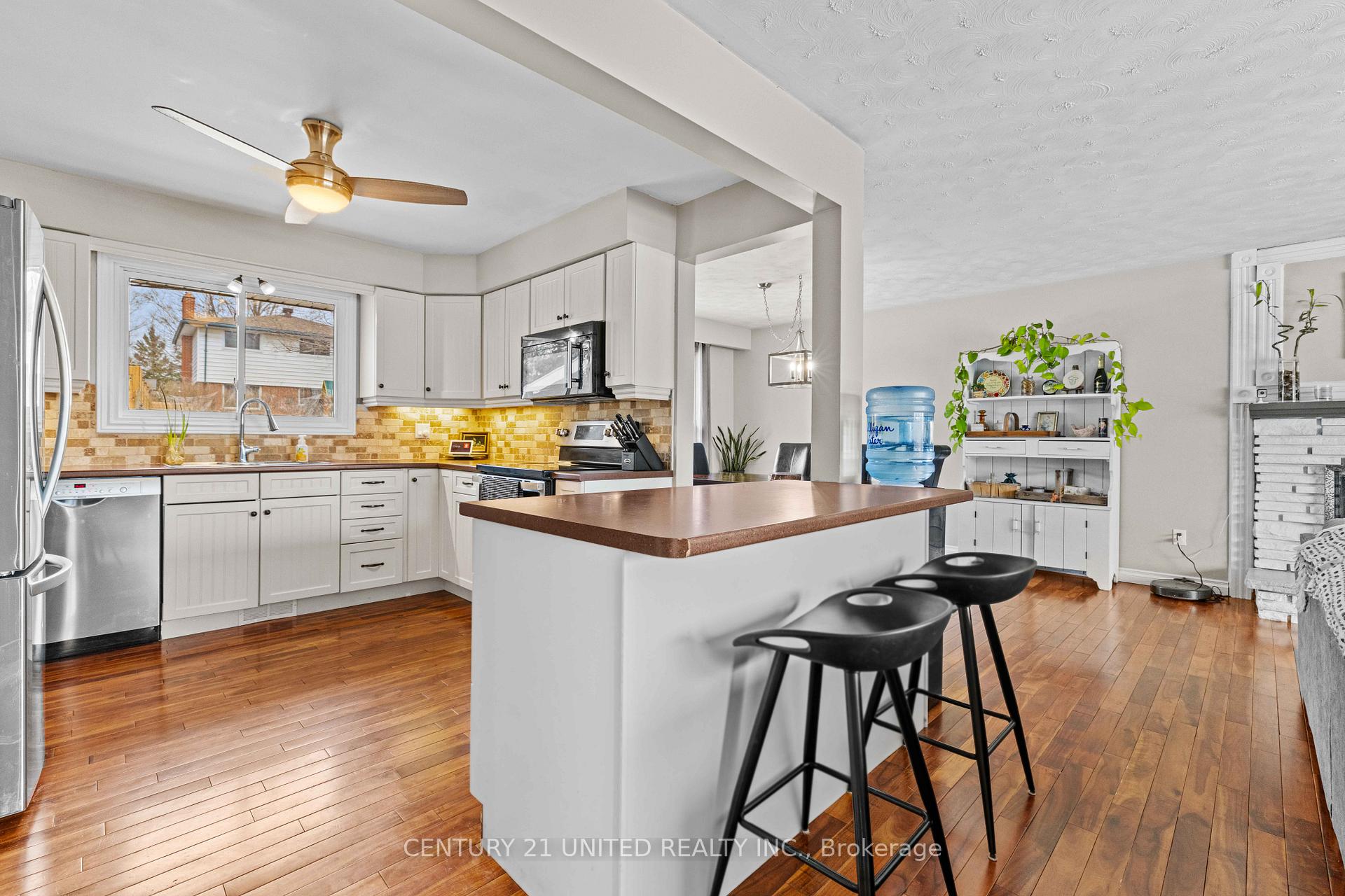 Photo 7 of 1277 Olympus Avenue, Peterborough, Northcrest Ward 5 — HOMEH