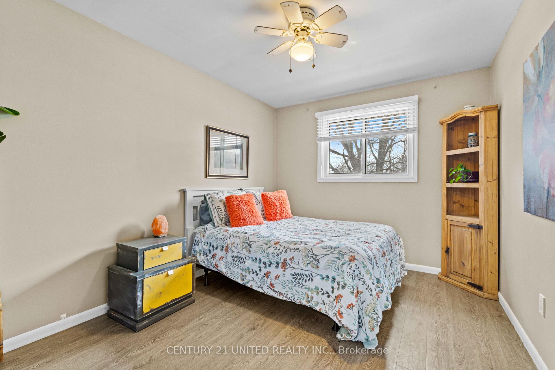 Photo 20 of 1277 Olympus Avenue, Peterborough, Northcrest Ward 5 — HOMEH