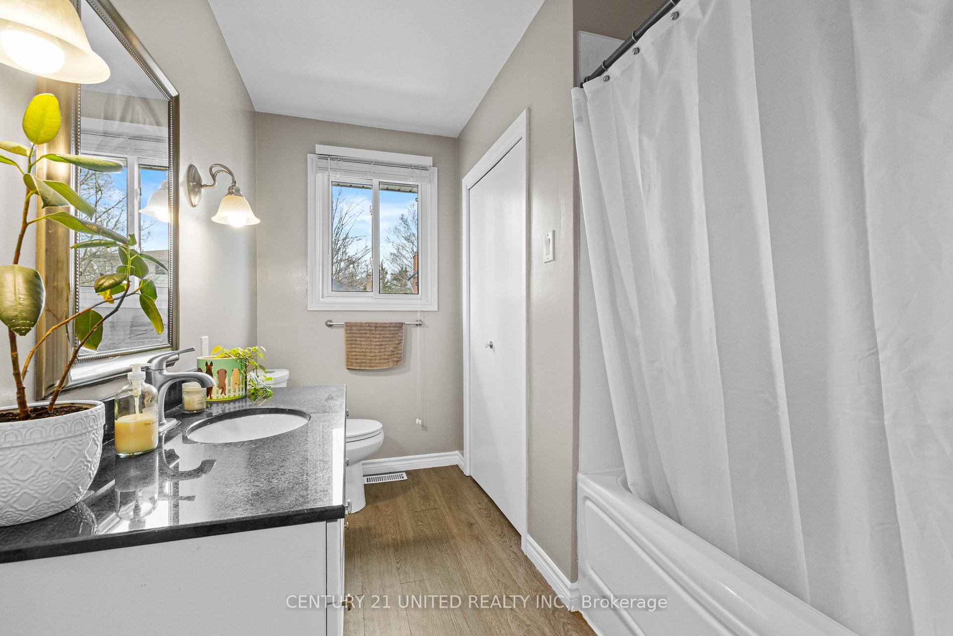 Photo 24 of 1277 Olympus Avenue, Peterborough, Northcrest Ward 5 — HOMEH