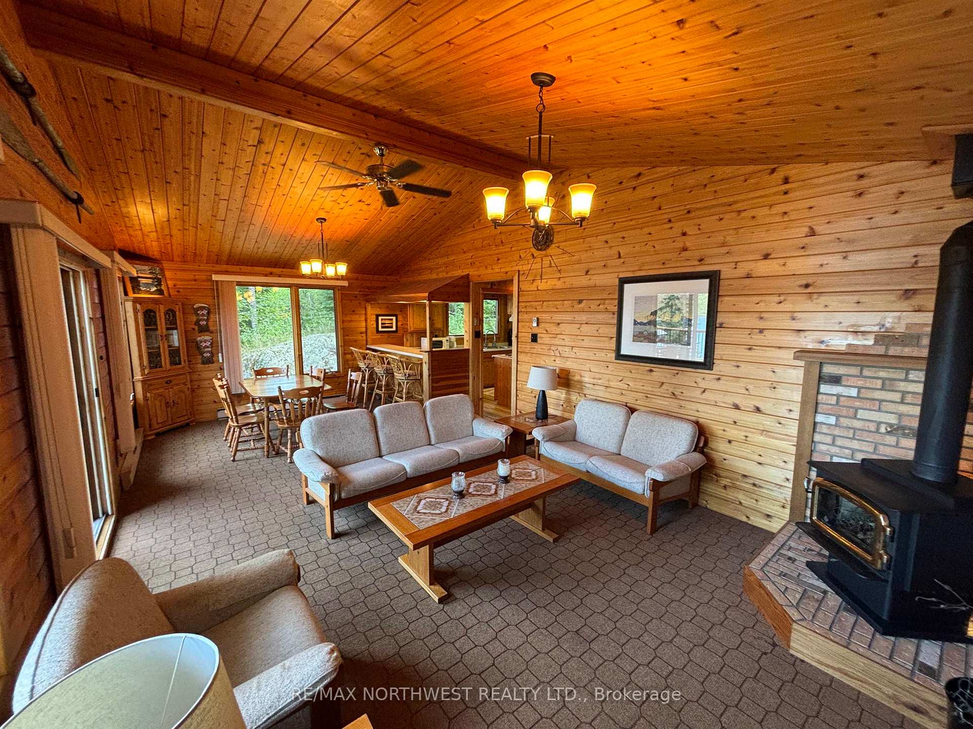 Photo 12 of 119 Longpine Lake, Kenora Remote Area, West of Kenora — HOMEH
