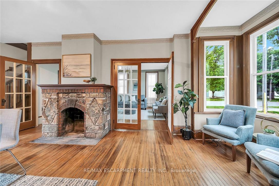 Photo 12 of 7 Greenock Street E, Norfolk, Port Dover — HOMEH