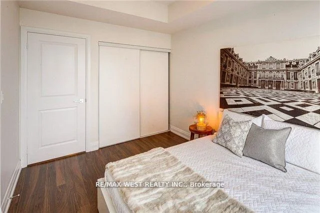 Photo 9 of Unit 2131, 7161 Yonge Street, Markham, Thornhill — HOMEH