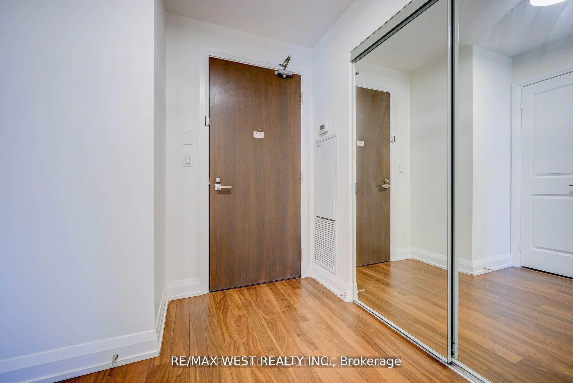 Photo 12 of Unit 2131, 7161 Yonge Street, Markham, Thornhill — HOMEH