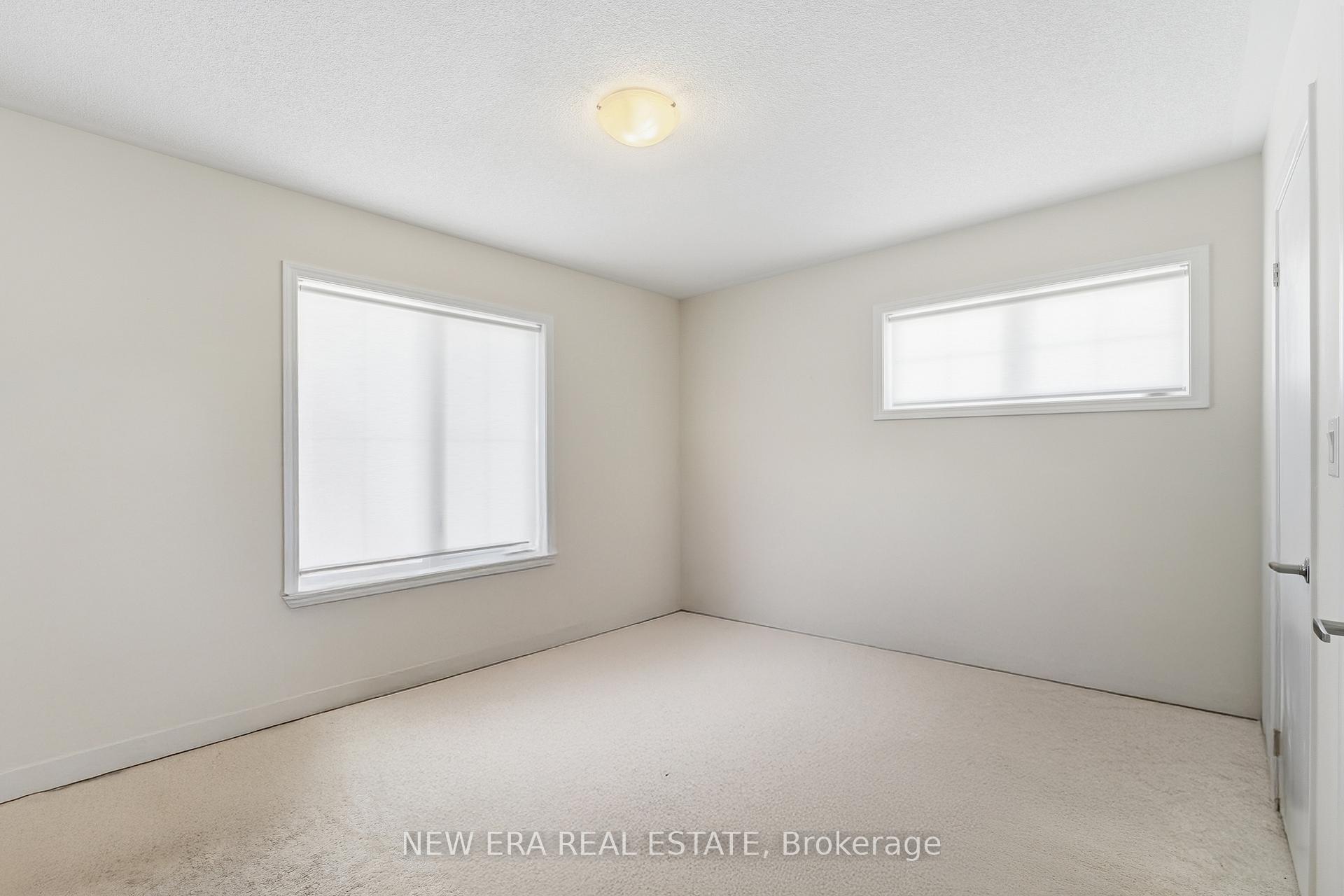 Photo 21 of 44 Jerome Way, Clarington, Bowmanville — HOMEH
