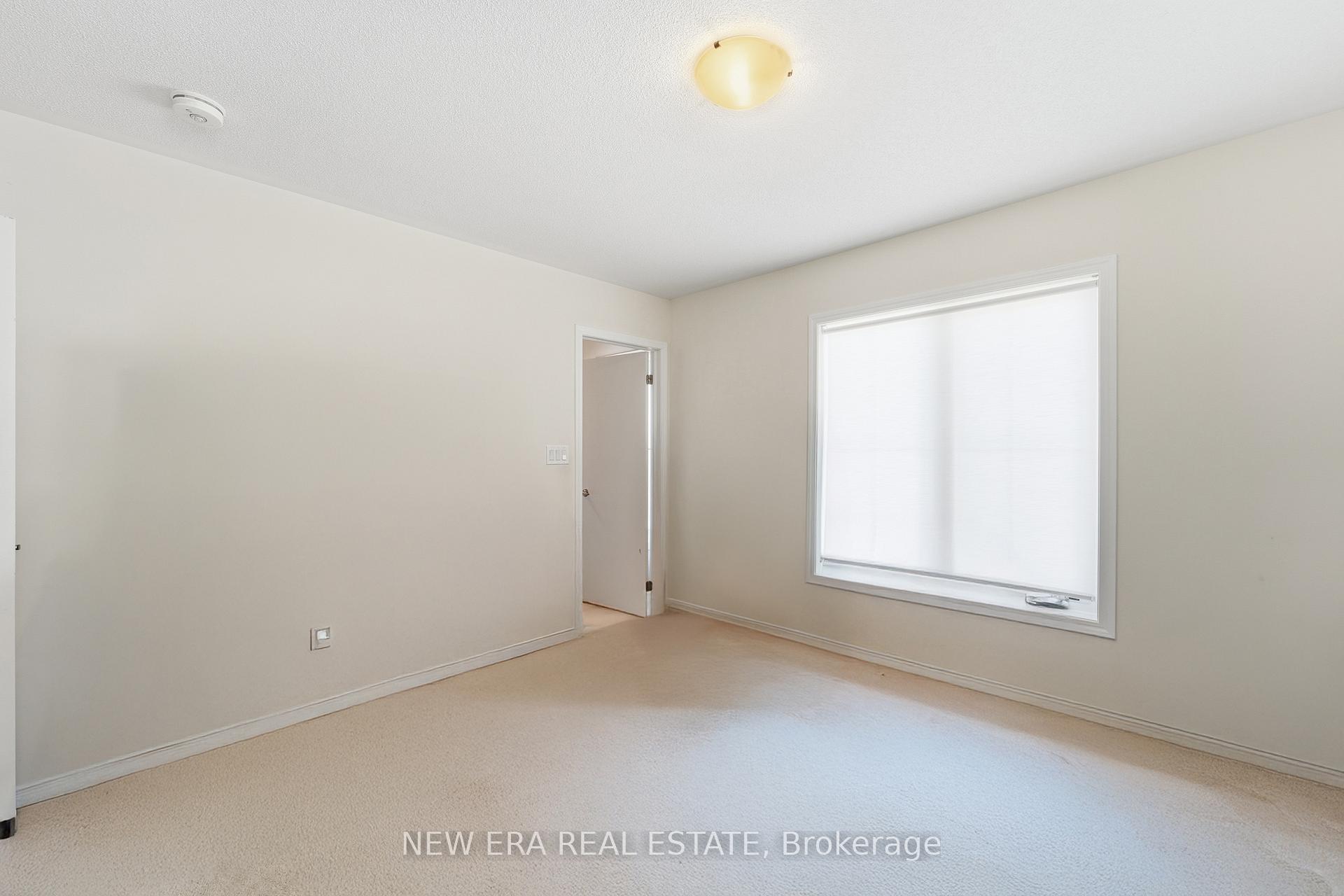 Photo 22 of 44 Jerome Way, Clarington, Bowmanville — HOMEH