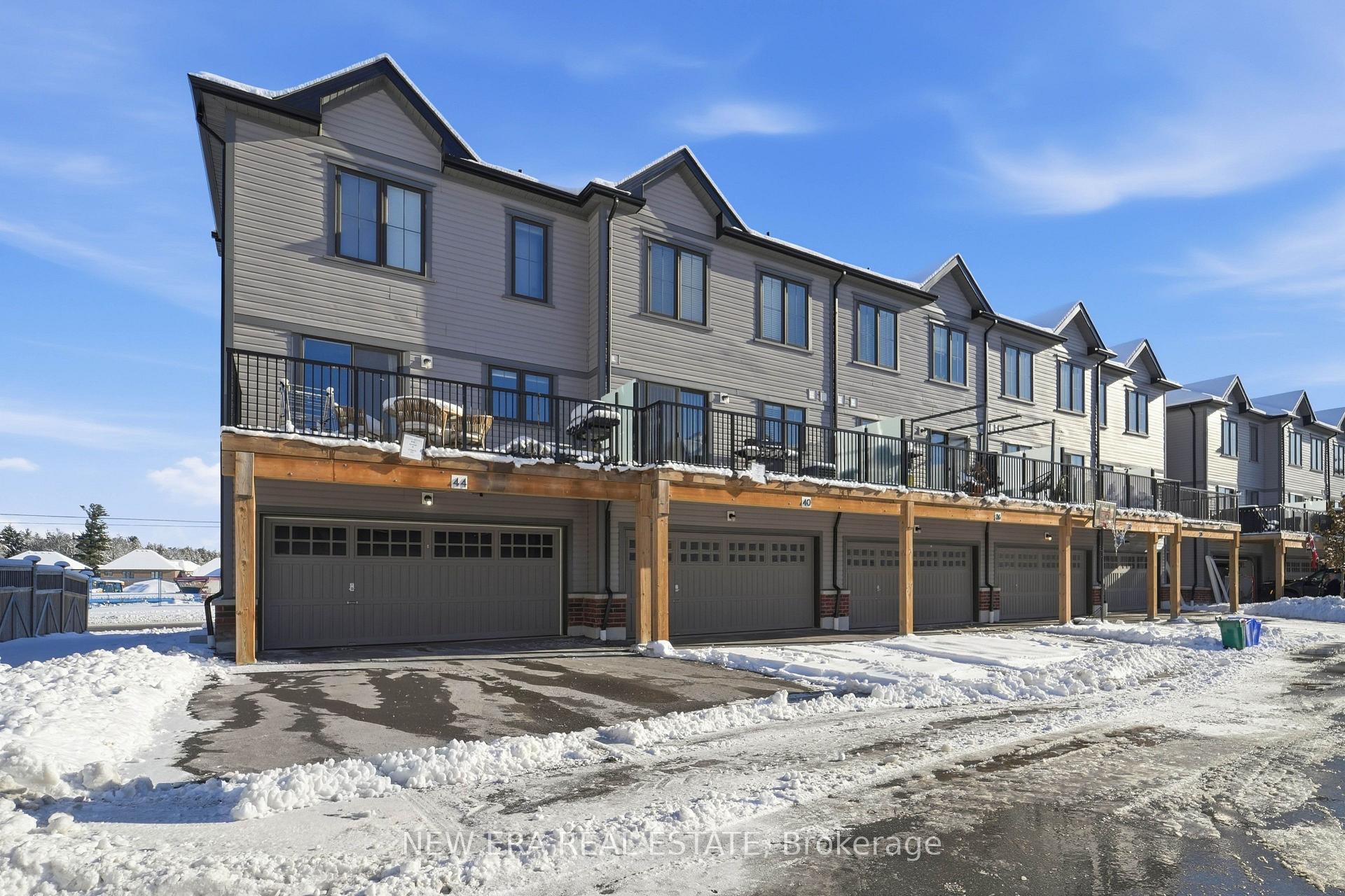 Photo 24 of 44 Jerome Way, Clarington, Bowmanville — HOMEH