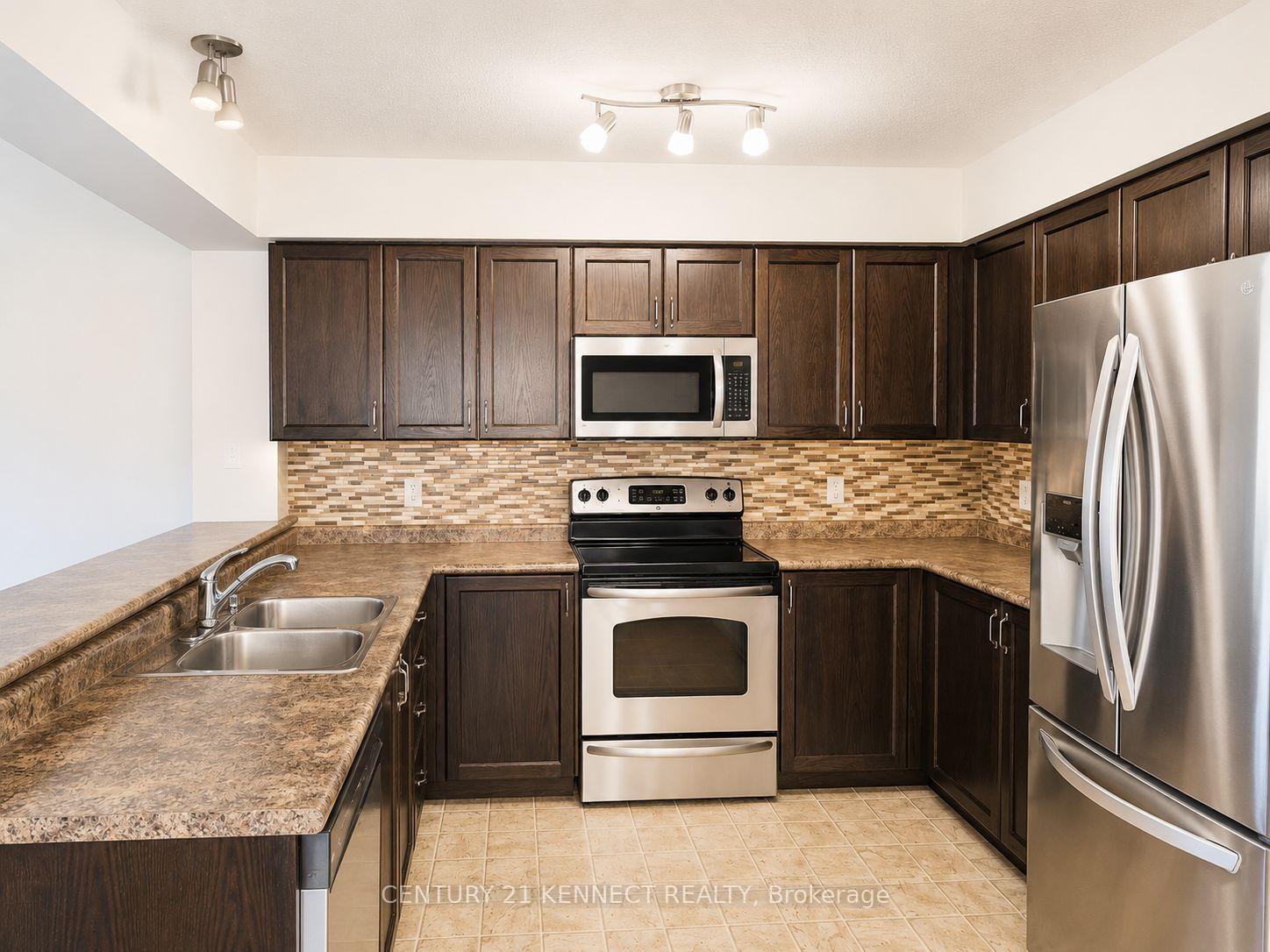 Photo 5 of 598A Goldthread Street, Waterloo, Columbia Forest/Clair Hills — HOMEH