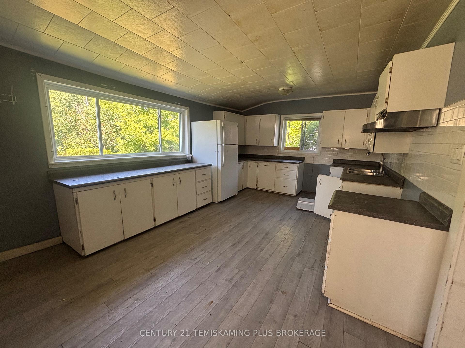 Photo 15 of 70 Nickel Street, Cobalt — HOMEH