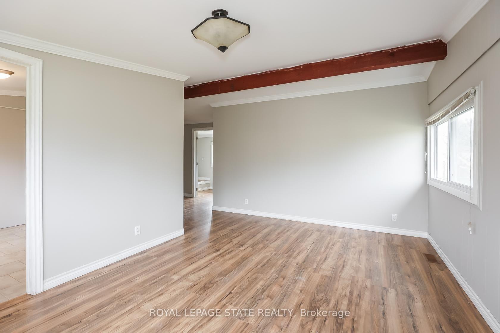 Photo 14 of Unit B, 405 Bartlett Avenue, Grimsby, Grimsby Beach — HOMEH