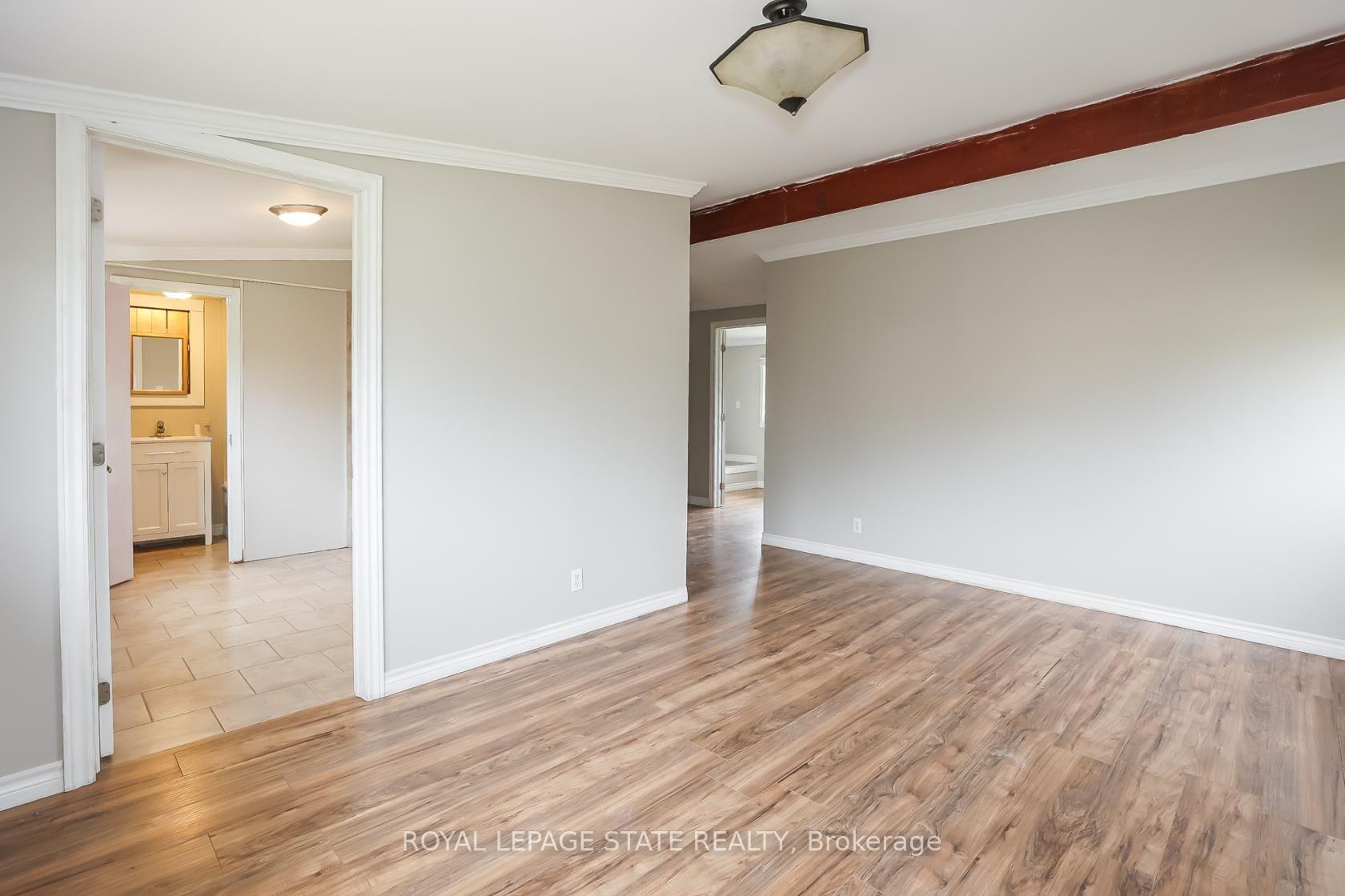 Photo 15 of Unit B, 405 Bartlett Avenue, Grimsby, Grimsby Beach — HOMEH