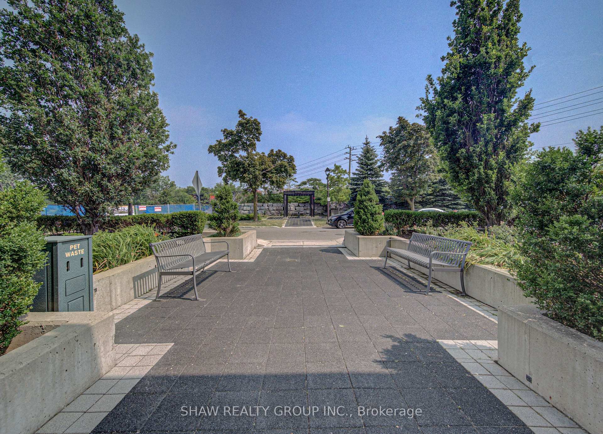 Photo 3 of Unit 1503, 100 John Street, Brampton, Downtown Brampton — HOMEH