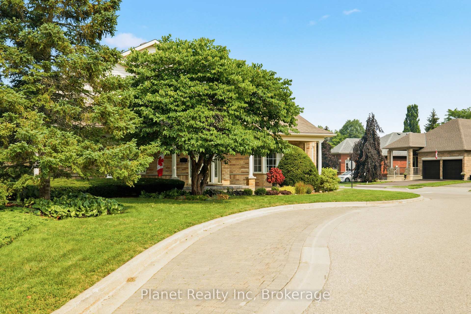 Photo 4 of 59 Honeysuckle Drive, Guelph, Village By The Arboretum — HOMEH