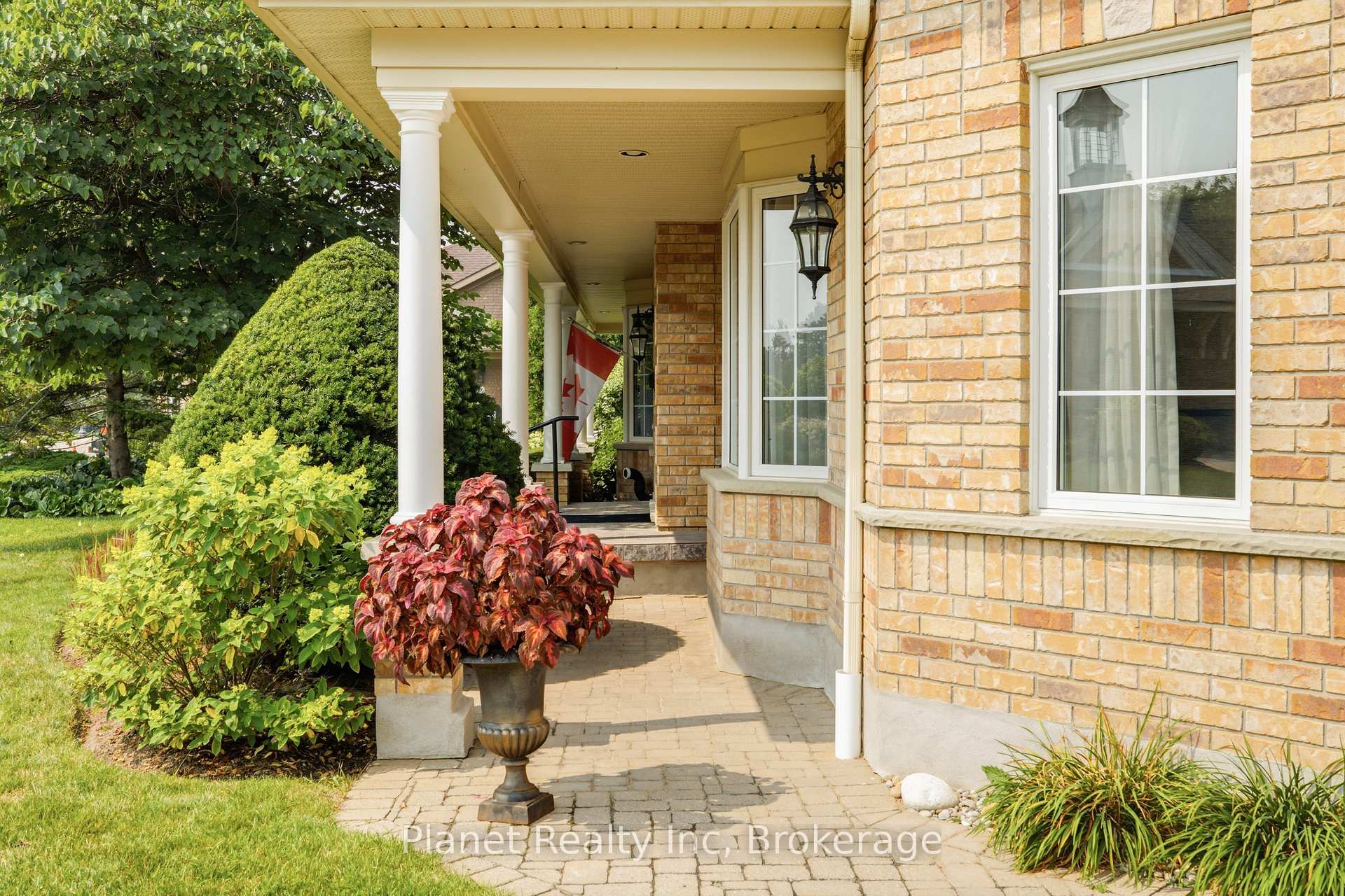 Photo 5 of 59 Honeysuckle Drive, Guelph, Village By The Arboretum — HOMEH