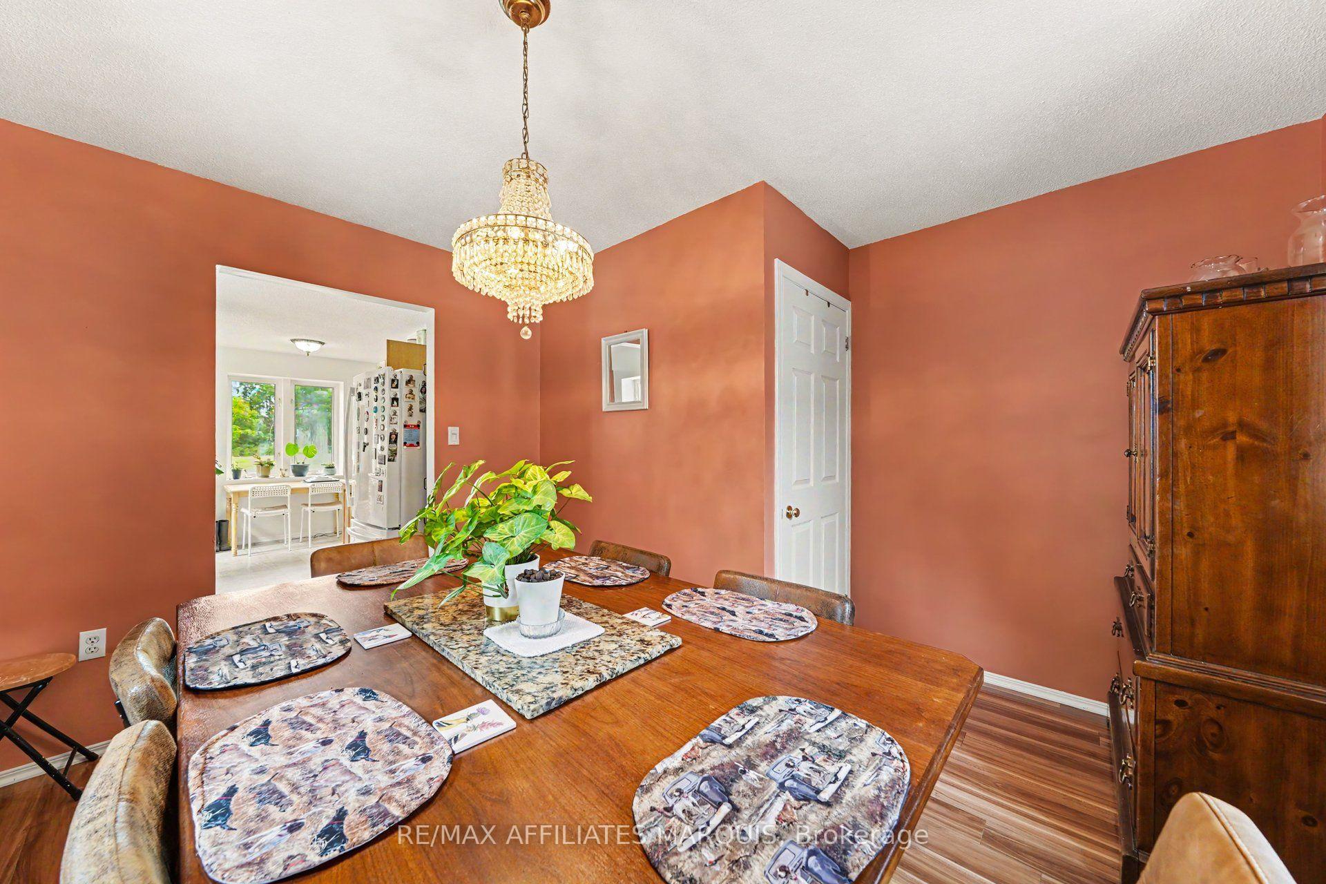 Photo 8 of 402 Clothier Street E, North Grenville, Kemptville — HOMEH