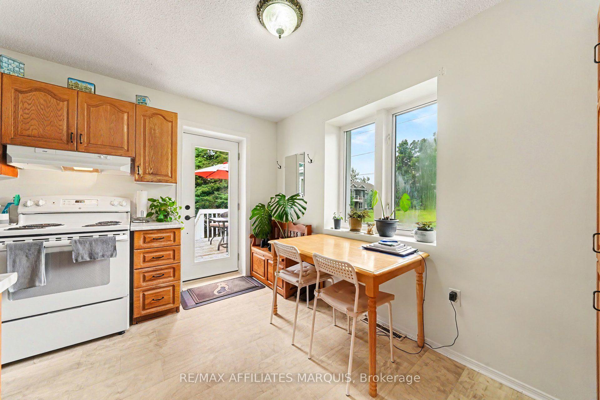 Photo 14 of 402 Clothier Street E, North Grenville, Kemptville — HOMEH