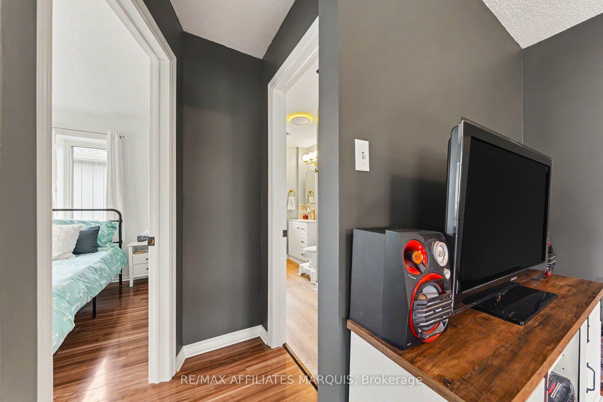 Photo 16 of 402 Clothier Street E, North Grenville, Kemptville — HOMEH
