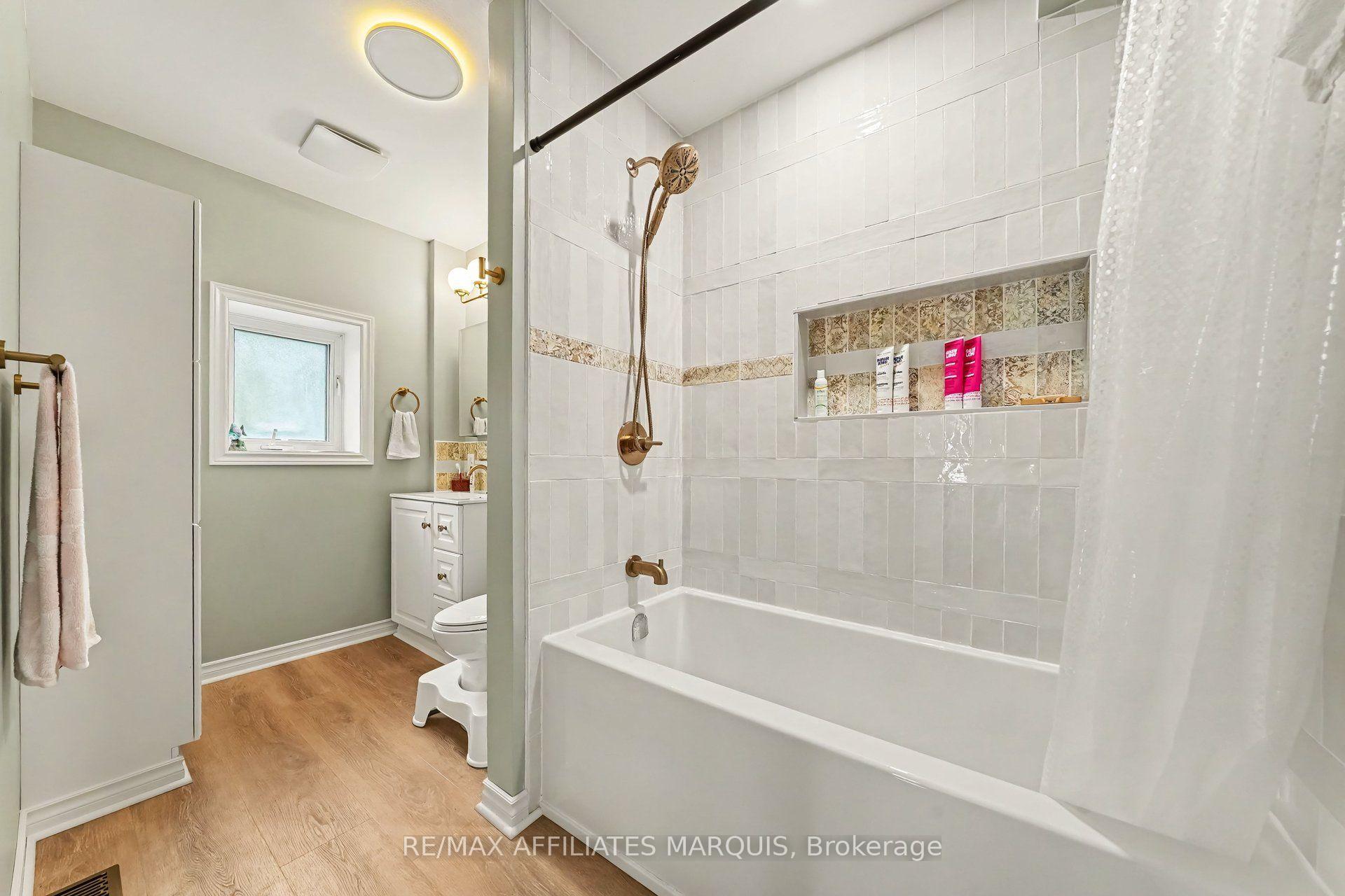 Photo 19 of 402 Clothier Street E, North Grenville, Kemptville — HOMEH