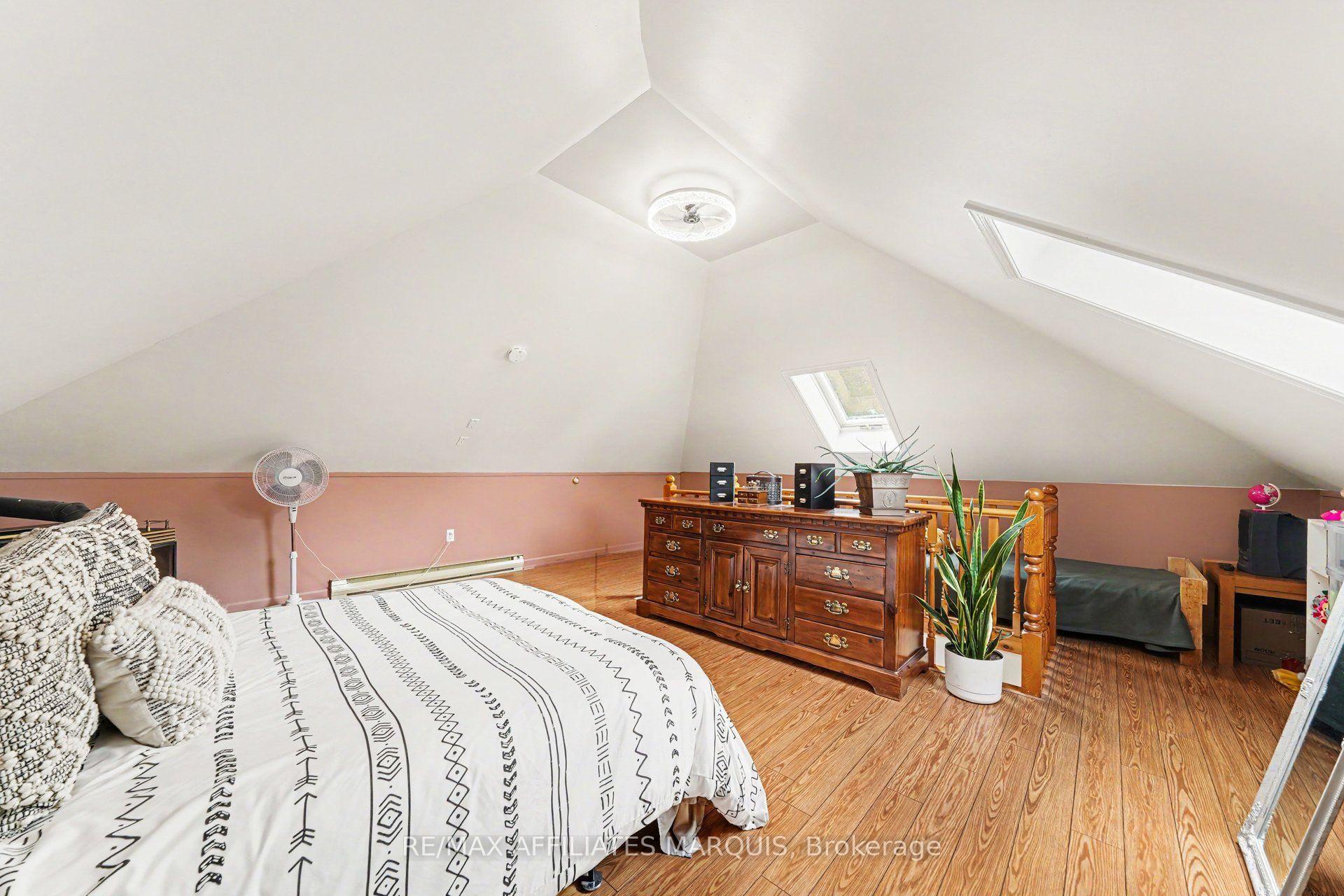 Photo 22 of 402 Clothier Street E, North Grenville, Kemptville — HOMEH