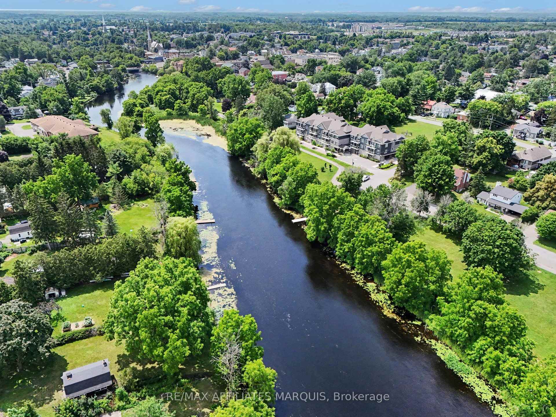 Photo 28 of 402 Clothier Street E, North Grenville, Kemptville — HOMEH