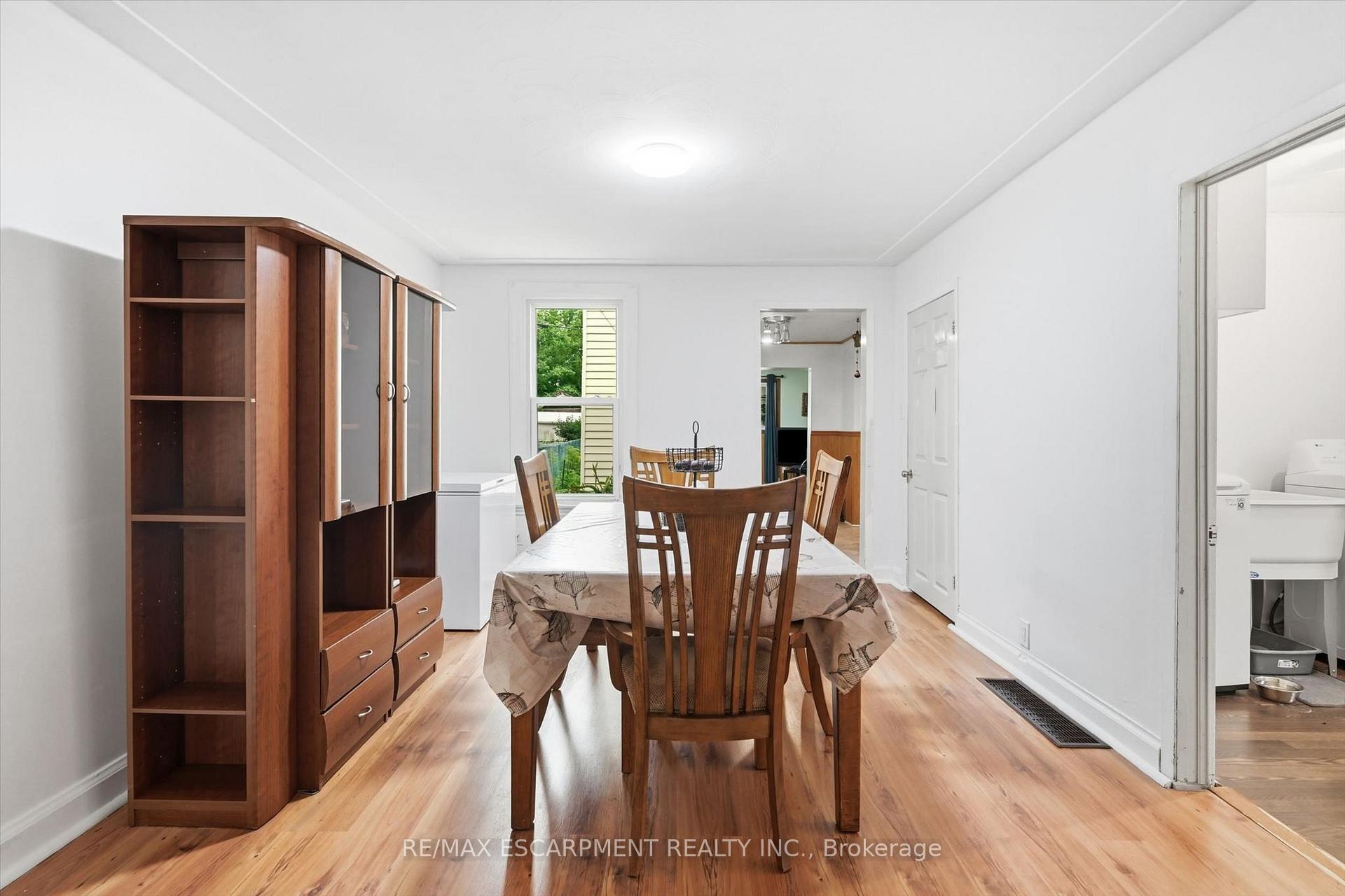 Photo 6 of 156 Hope Avenue, Hamilton, Homeside — HOMEH