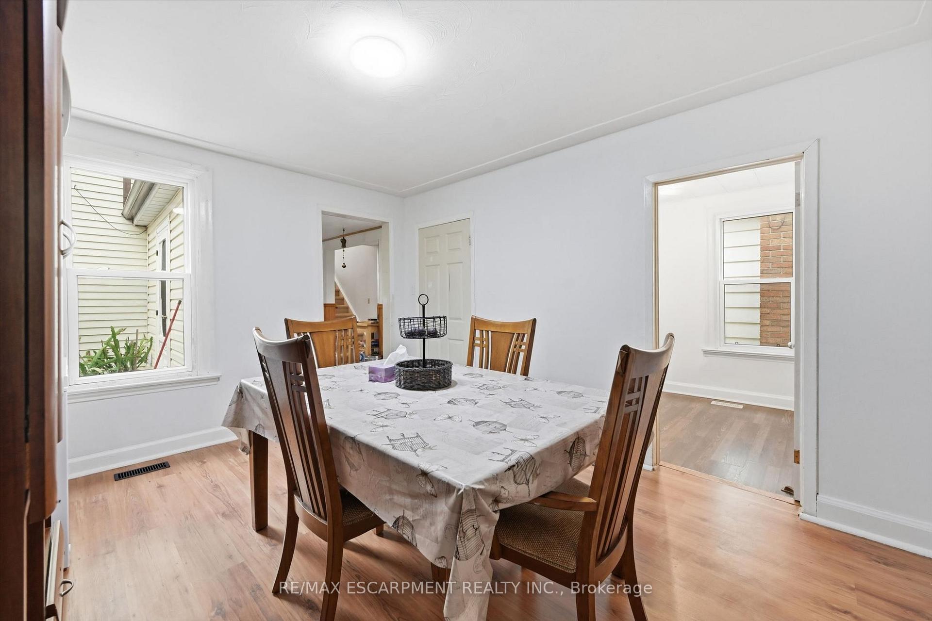 Photo 7 of 156 Hope Avenue, Hamilton, Homeside — HOMEH