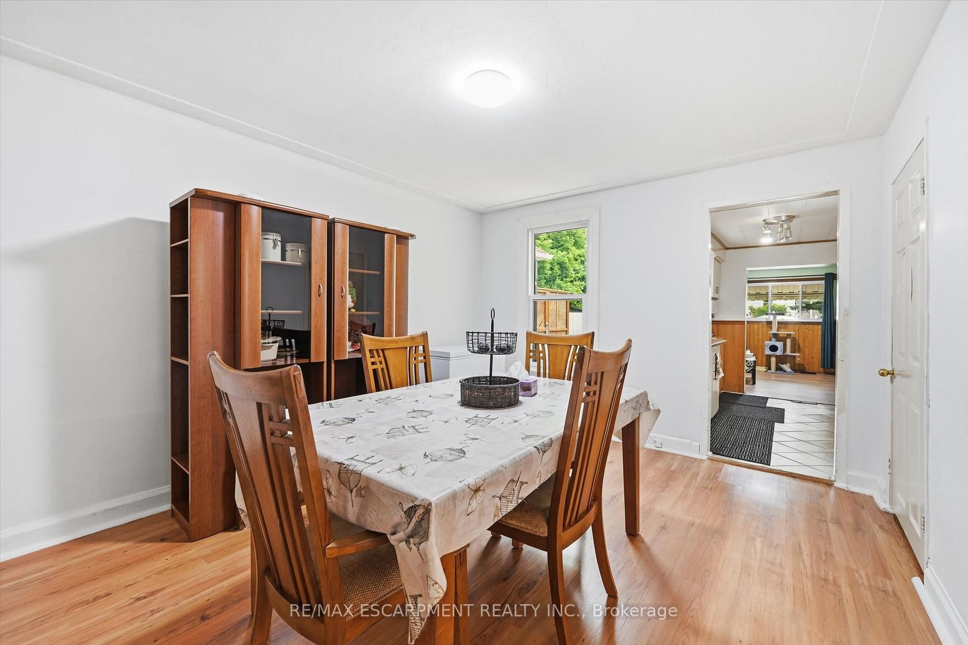Photo 8 of 156 Hope Avenue, Hamilton, Homeside — HOMEH