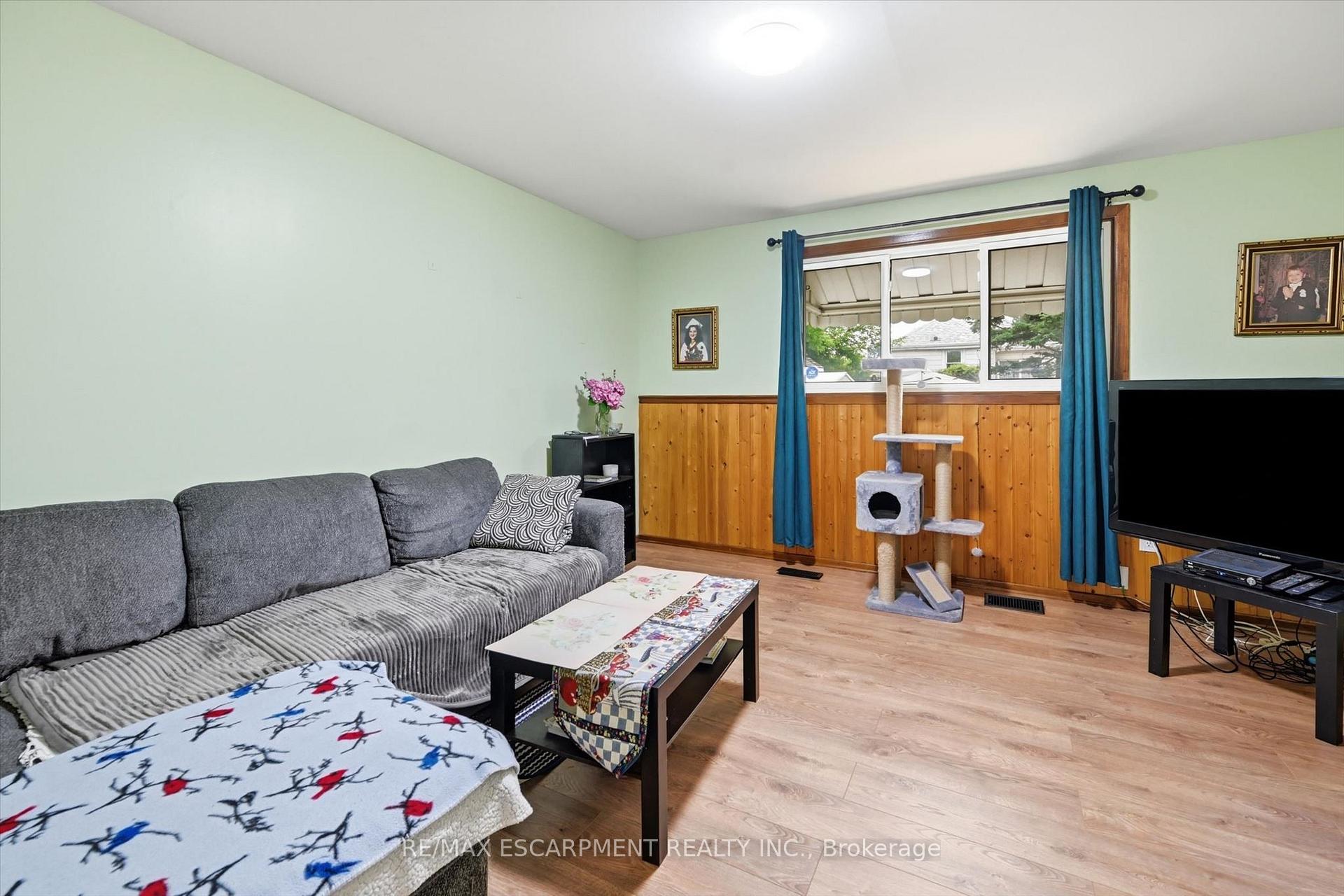 Photo 14 of 156 Hope Avenue, Hamilton, Homeside — HOMEH