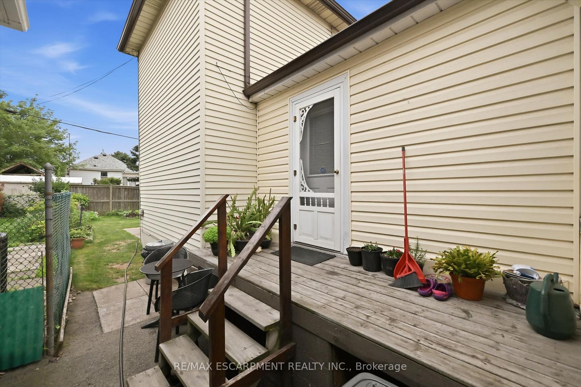 Photo 20 of 156 Hope Avenue, Hamilton, Homeside — HOMEH