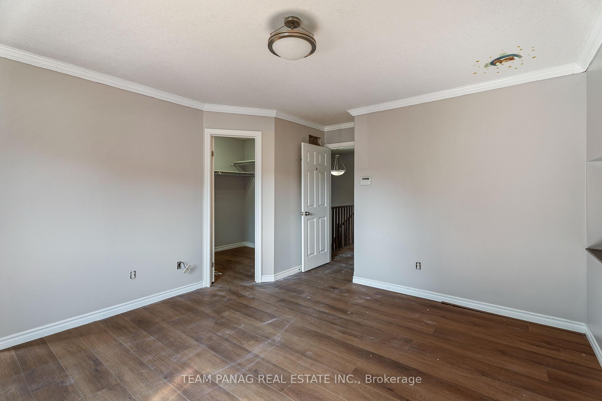 Photo 12 of 931 Bianca Court, Kitchener, Huron Park — HOMEH