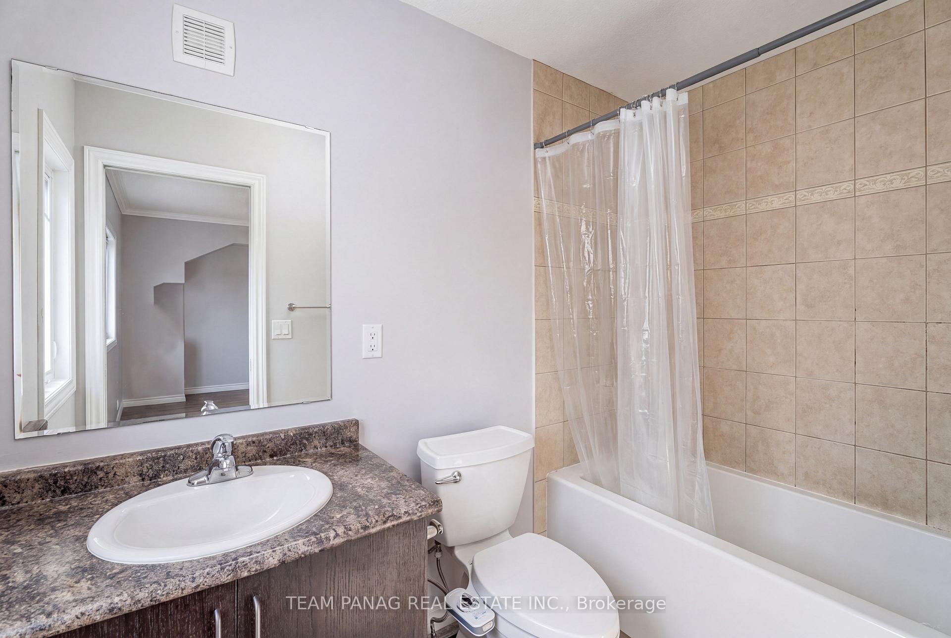 Photo 13 of 931 Bianca Court, Kitchener, Huron Park — HOMEH