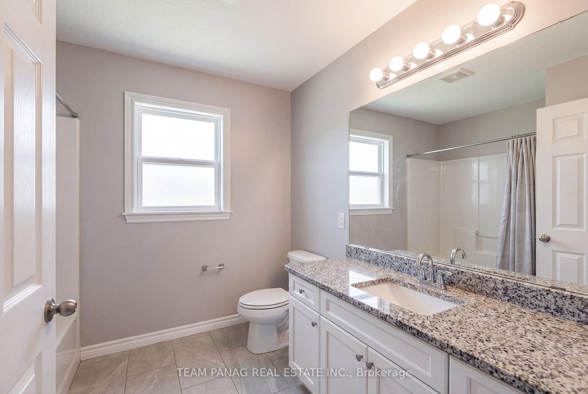 Photo 17 of 931 Bianca Court, Kitchener, Huron Park — HOMEH