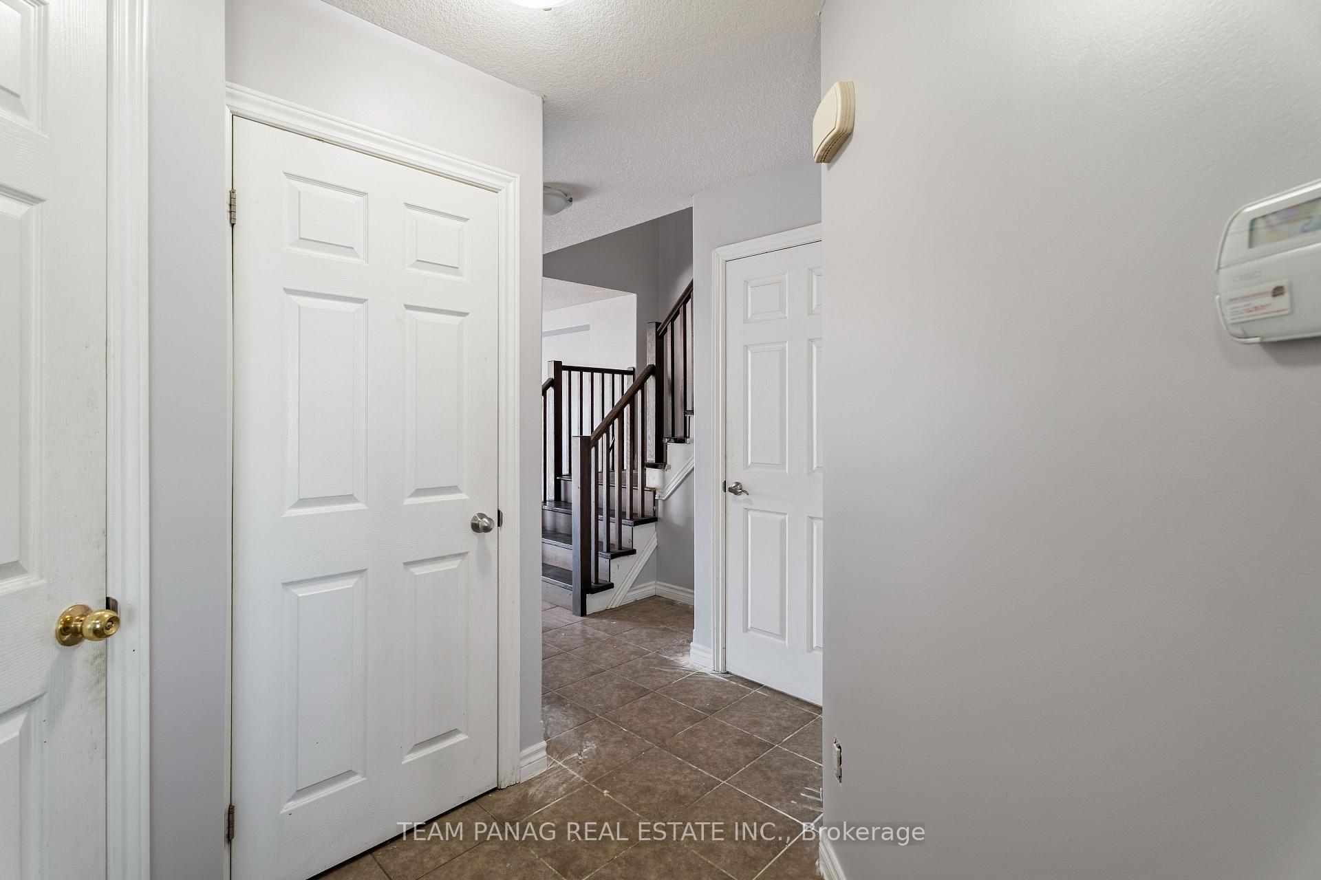 Photo 23 of 931 Bianca Court, Kitchener, Huron Park — HOMEH