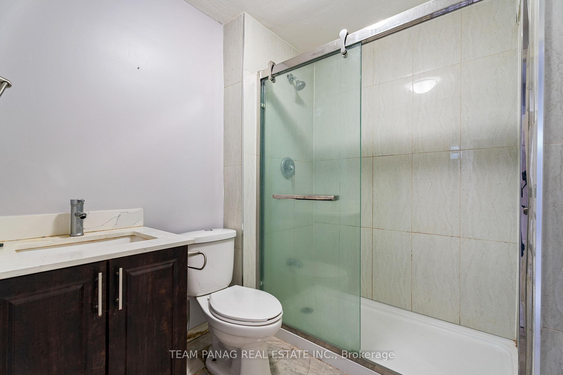 Photo 26 of 931 Bianca Court, Kitchener, Huron Park — HOMEH