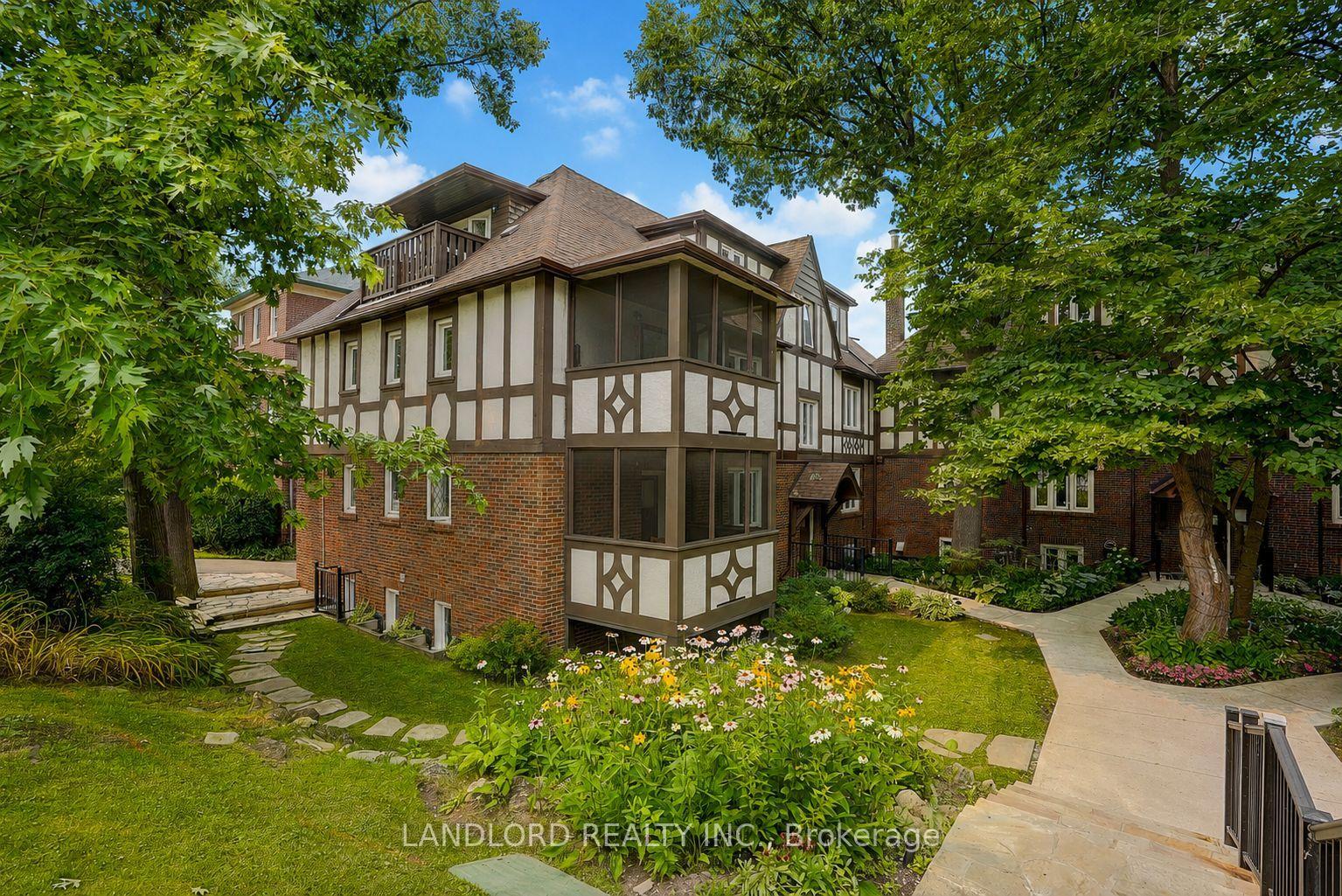 Photo 2 of Unit 12, 2520 Bloor Street W, Toronto, High Park-Swansea — HOMEH