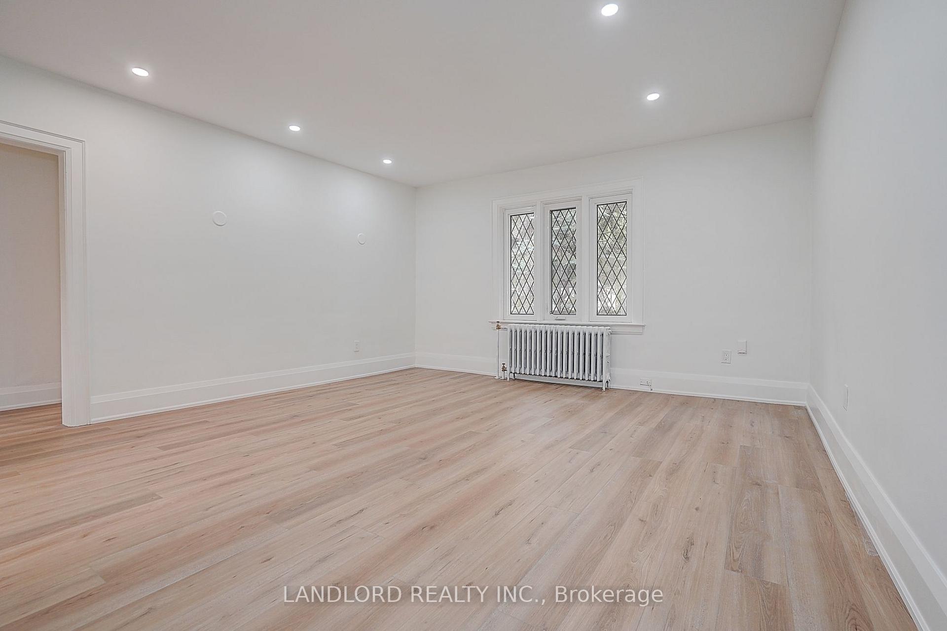 Photo 7 of Unit 12, 2520 Bloor Street W, Toronto, High Park-Swansea — HOMEH