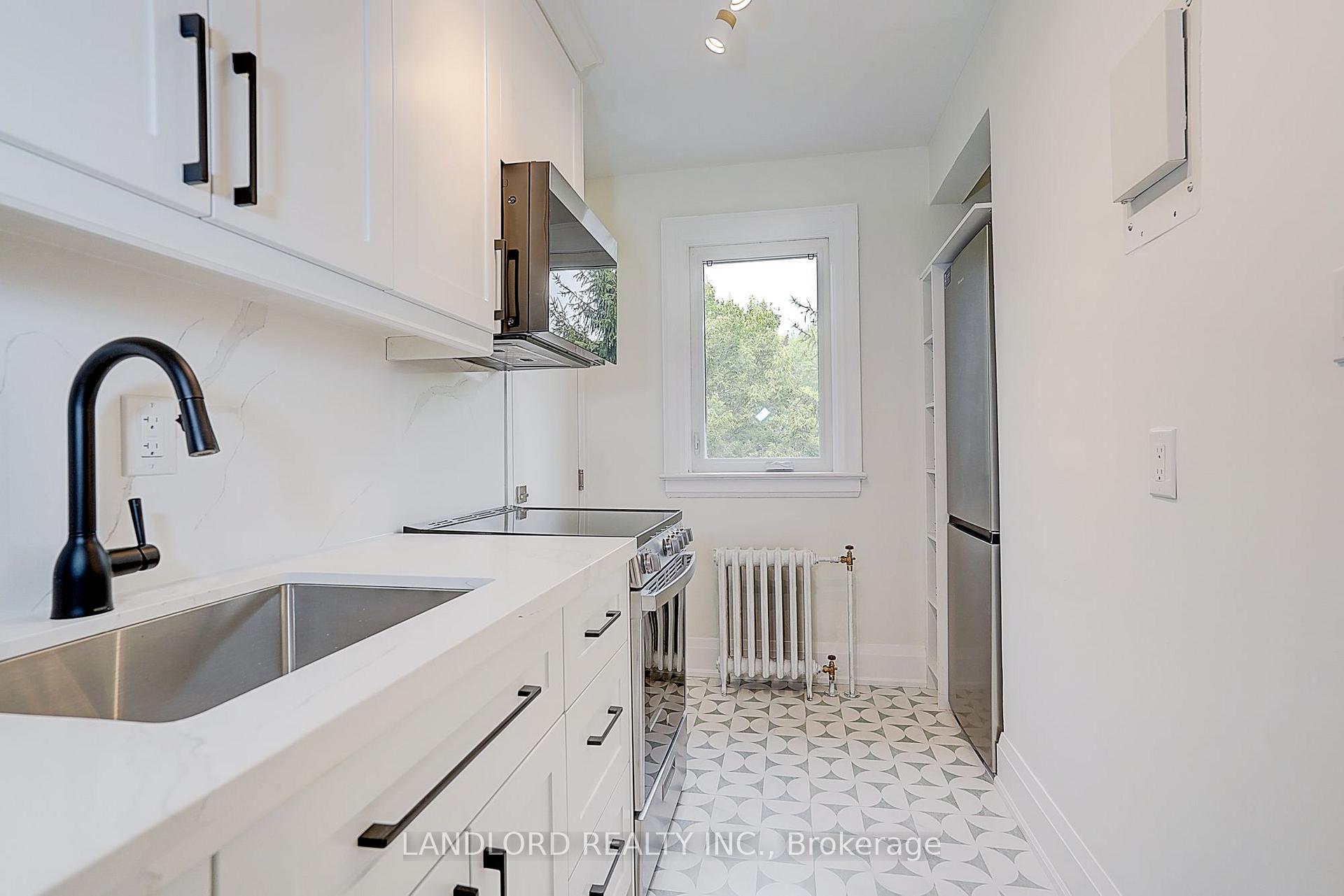 Photo 21 of Unit 12, 2520 Bloor Street W, Toronto, High Park-Swansea — HOMEH