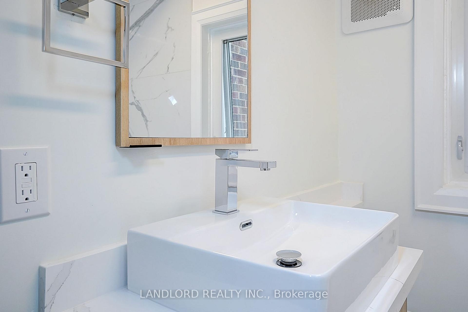 Photo 37 of Unit 12, 2520 Bloor Street W, Toronto, High Park-Swansea — HOMEH