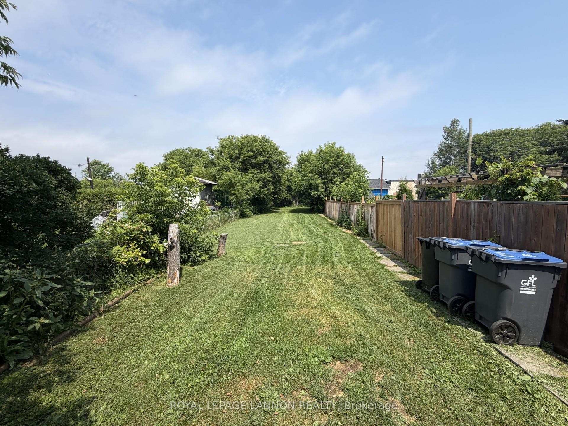 Photo 21 of 320 First Avenue, Thunder Bay, Court / Cumberland — HOMEH
