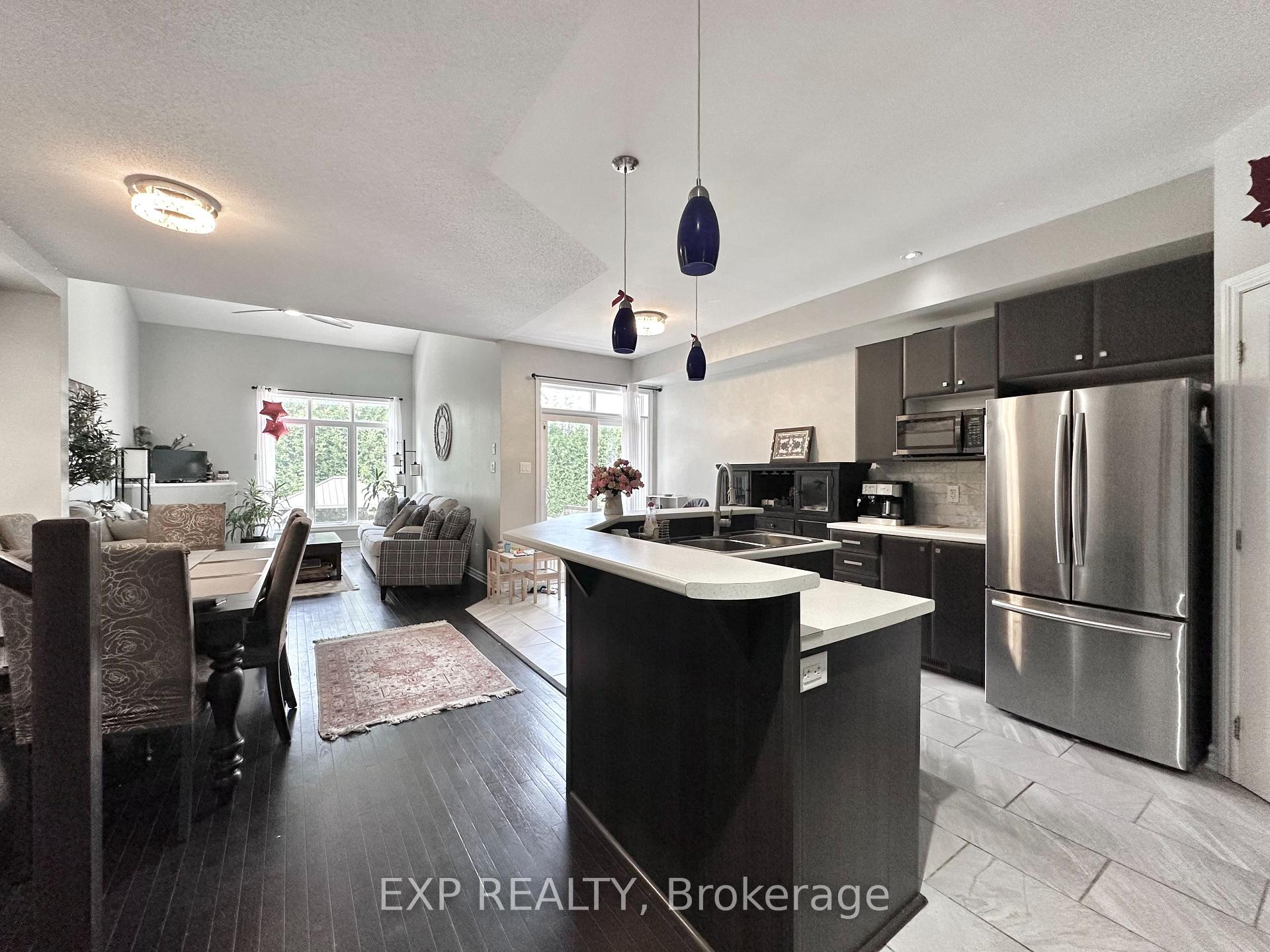 Photo 5 of 421 Foxhall Way, Ottawa, Kanata - Bridlewood — HOMEH