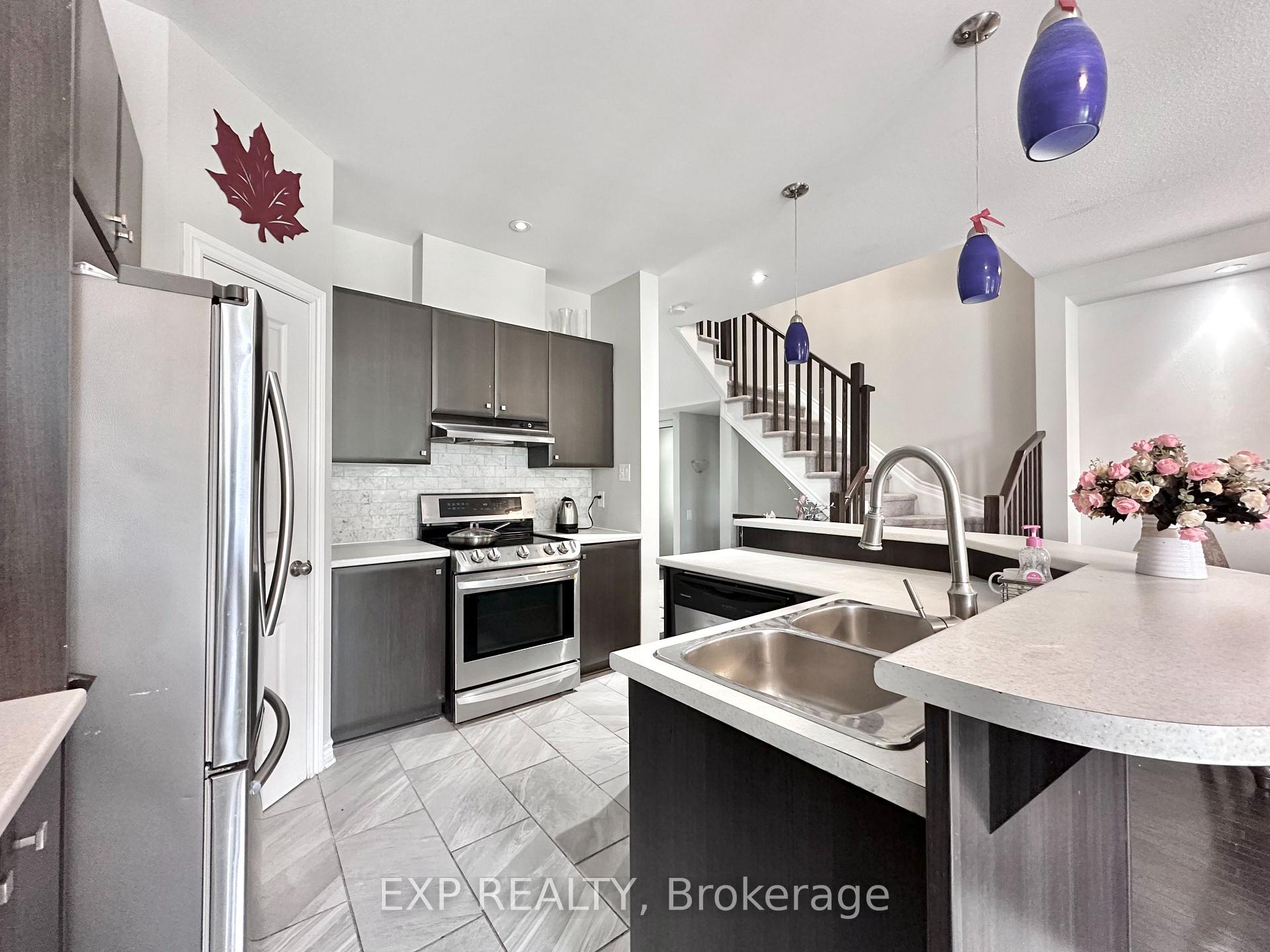 Photo 6 of 421 Foxhall Way, Ottawa, Kanata - Bridlewood — HOMEH