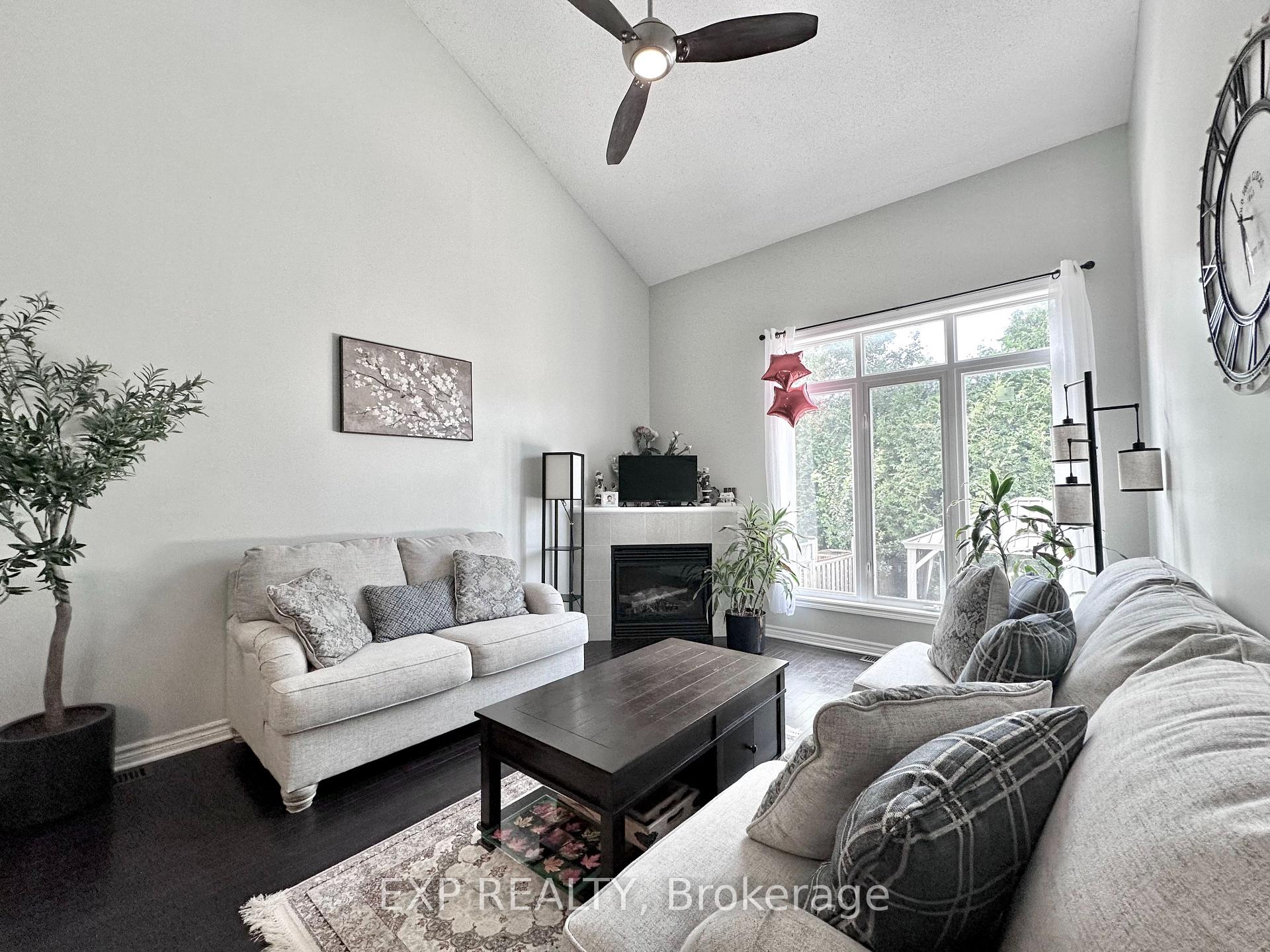 Photo 12 of 421 Foxhall Way, Ottawa, Kanata - Bridlewood — HOMEH