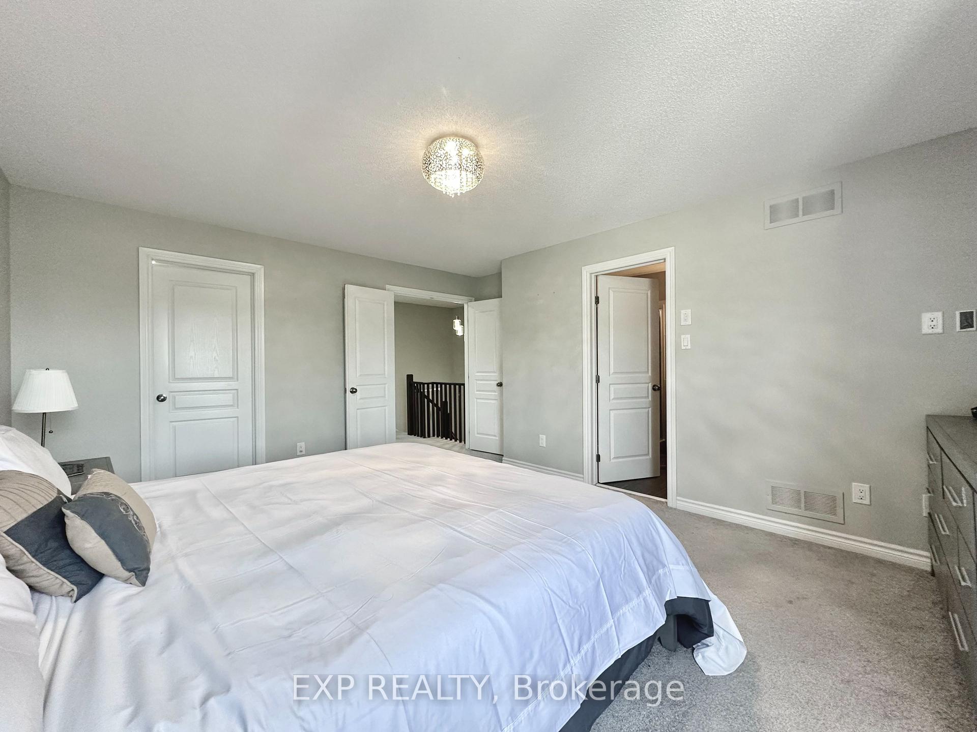 Photo 17 of 421 Foxhall Way, Ottawa, Kanata - Bridlewood — HOMEH