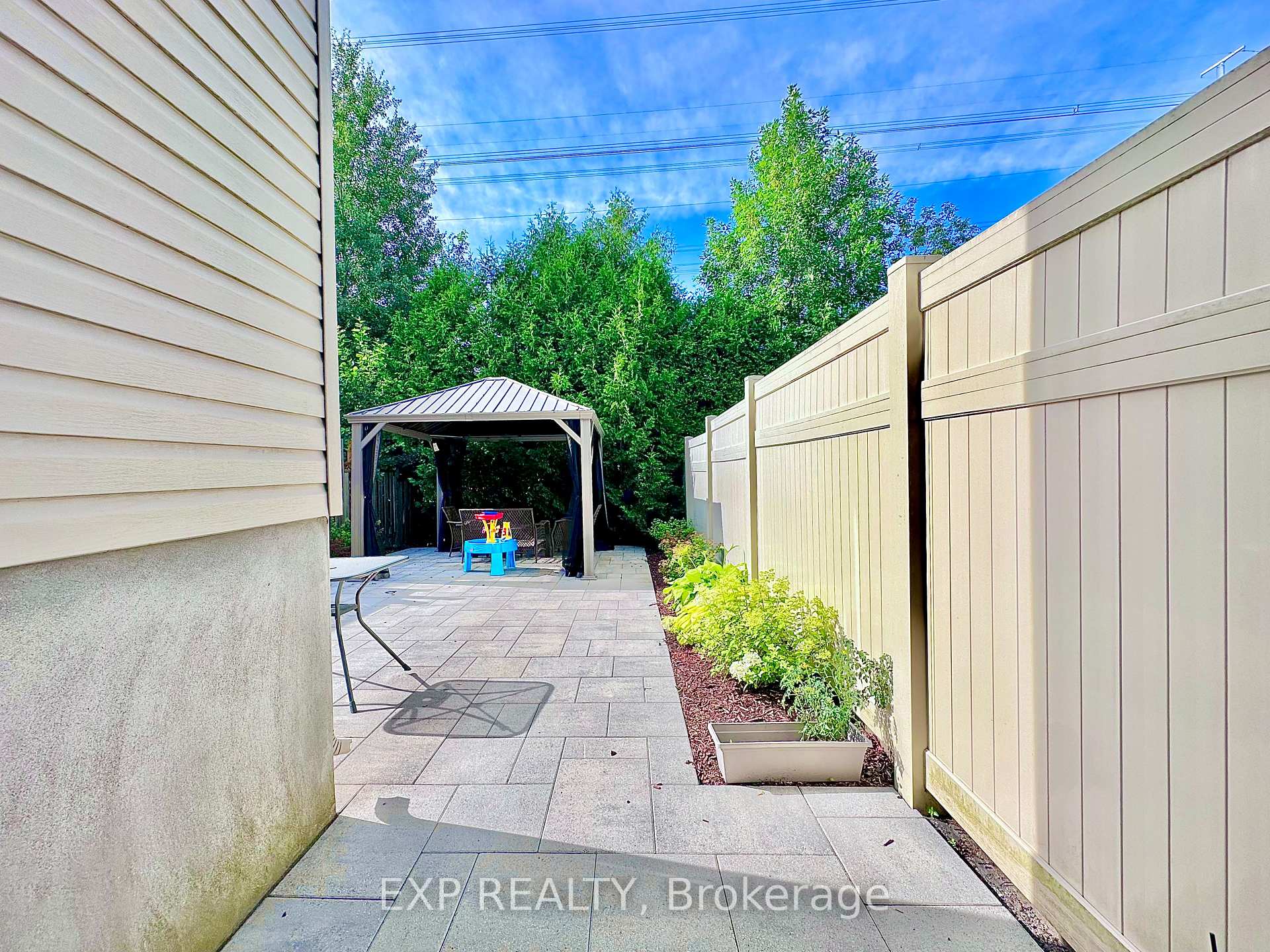 Photo 29 of 421 Foxhall Way, Ottawa, Kanata - Bridlewood — HOMEH