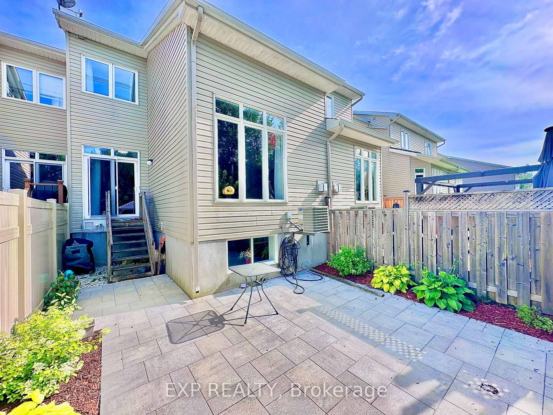 Photo 32 of 421 Foxhall Way, Ottawa, Kanata - Bridlewood — HOMEH