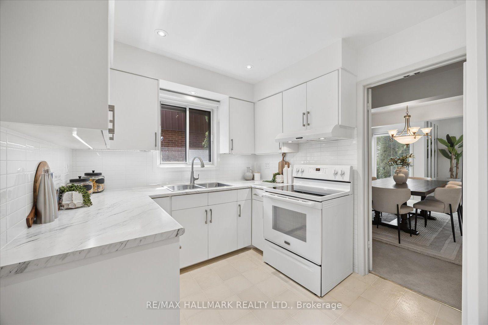 Photo 12 of 42 Reesorville Road, Markham, Markham Village — HOMEH