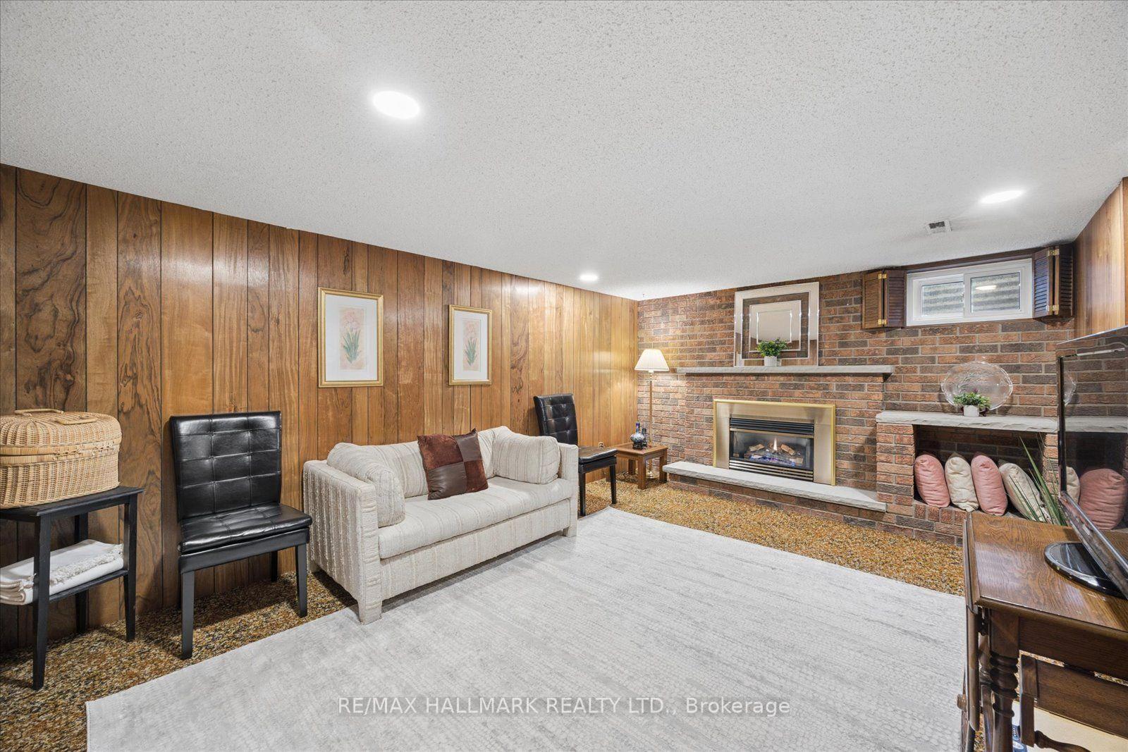 Photo 36 of 42 Reesorville Road, Markham, Markham Village — HOMEH
